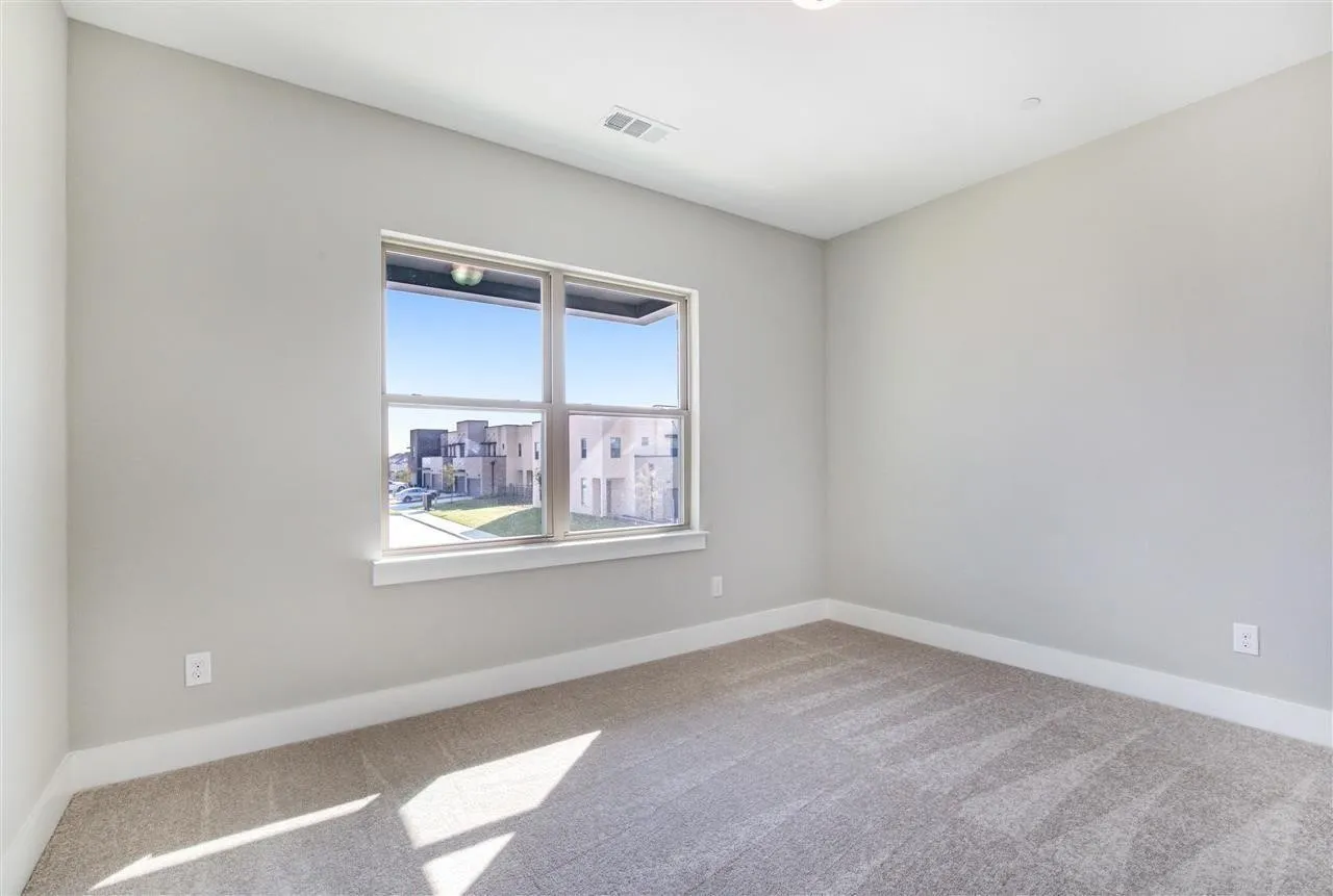 Townhouse For Rent in Collin County , 1050 Maverick Drive, Allen, Texas 75013, 3 Bedroom, 3 Bathroom, 2 Garage spaces, 1,945 Sqft, built in 2020, mls#21402934, Real Estate Agent in Allen, Homes For Rent in Collin county, Homes For Rent in Allen, Realtor in Allen Texas, Real Estate Brokerage Independent Realty Texas, Luminita Cordes Realtor