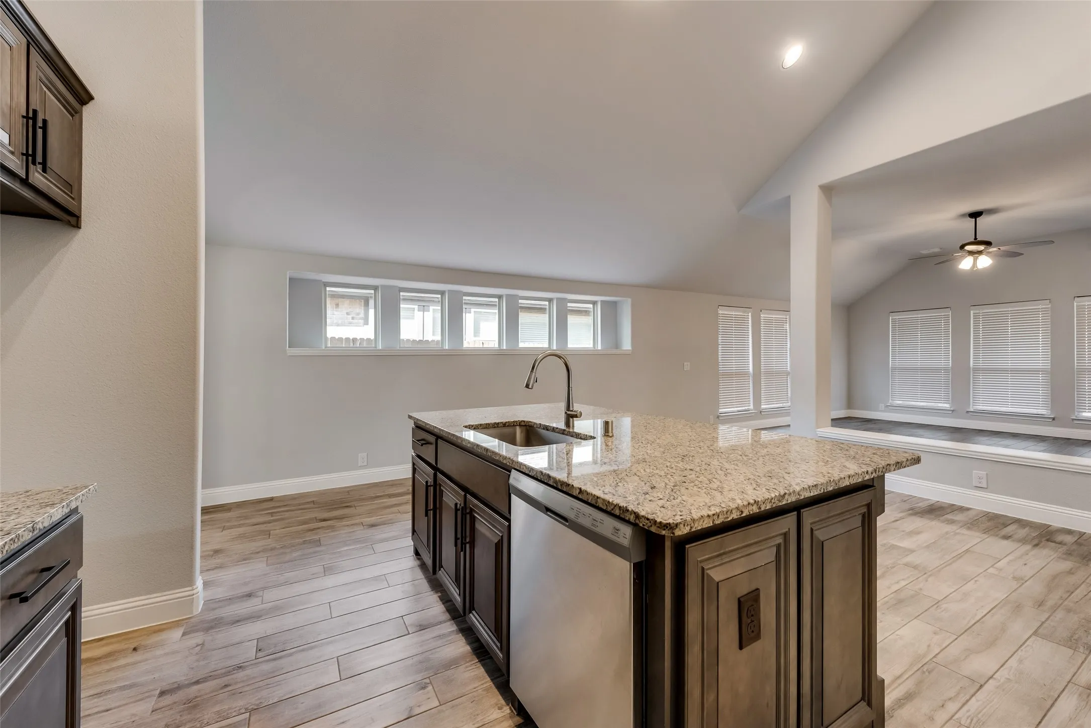 Single Family Residence For Rent in Denton County , 9701 Athens Drive, Denton, Texas 76226, 4 Bedroom, 3 Bathroom, 2 Garage spaces, 2,334 Sqft, built in 2018, mls#21396965, Real Estate Agent in Denton, Homes For Rent in Denton county, Homes For Rent in Denton, Realtor in Denton Texas, Real Estate Brokerage Independent Realty Texas, Luminita Cordes Realtor