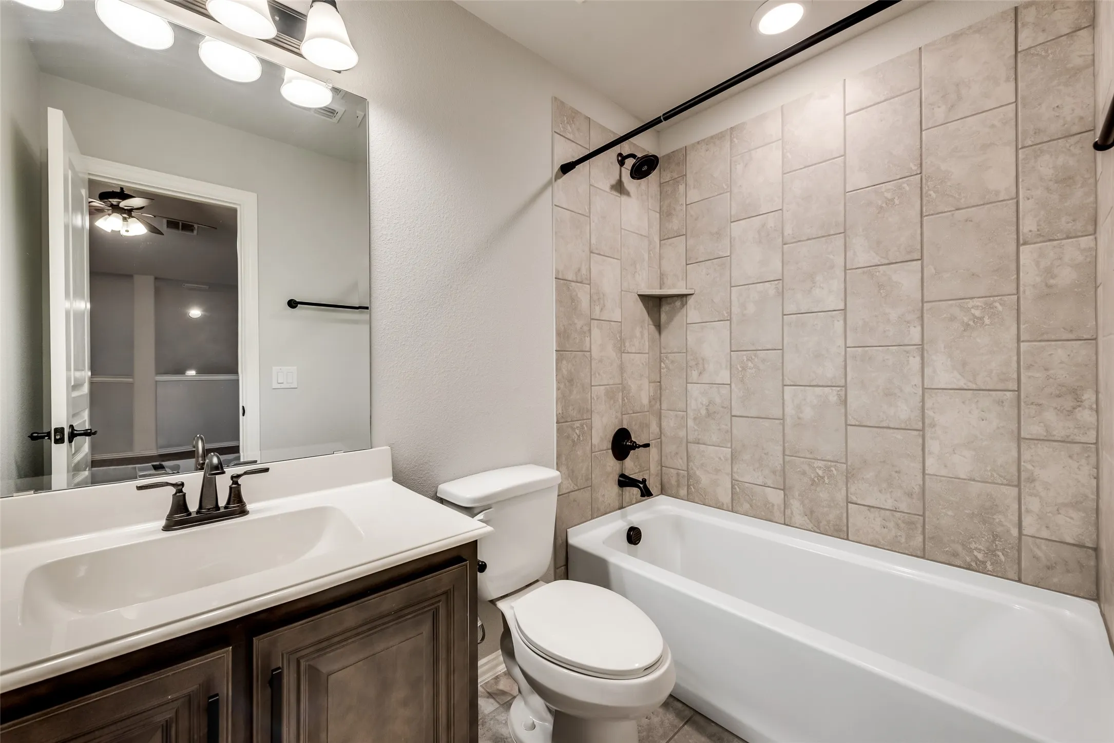 Single Family Residence For Rent in Denton County , 9701 Athens Drive, Denton, Texas 76226, 4 Bedroom, 3 Bathroom, 2 Garage spaces, 2,334 Sqft, built in 2018, mls#21396965, Real Estate Agent in Denton, Homes For Rent in Denton county, Homes For Rent in Denton, Realtor in Denton Texas, Real Estate Brokerage Independent Realty Texas, Luminita Cordes Realtor