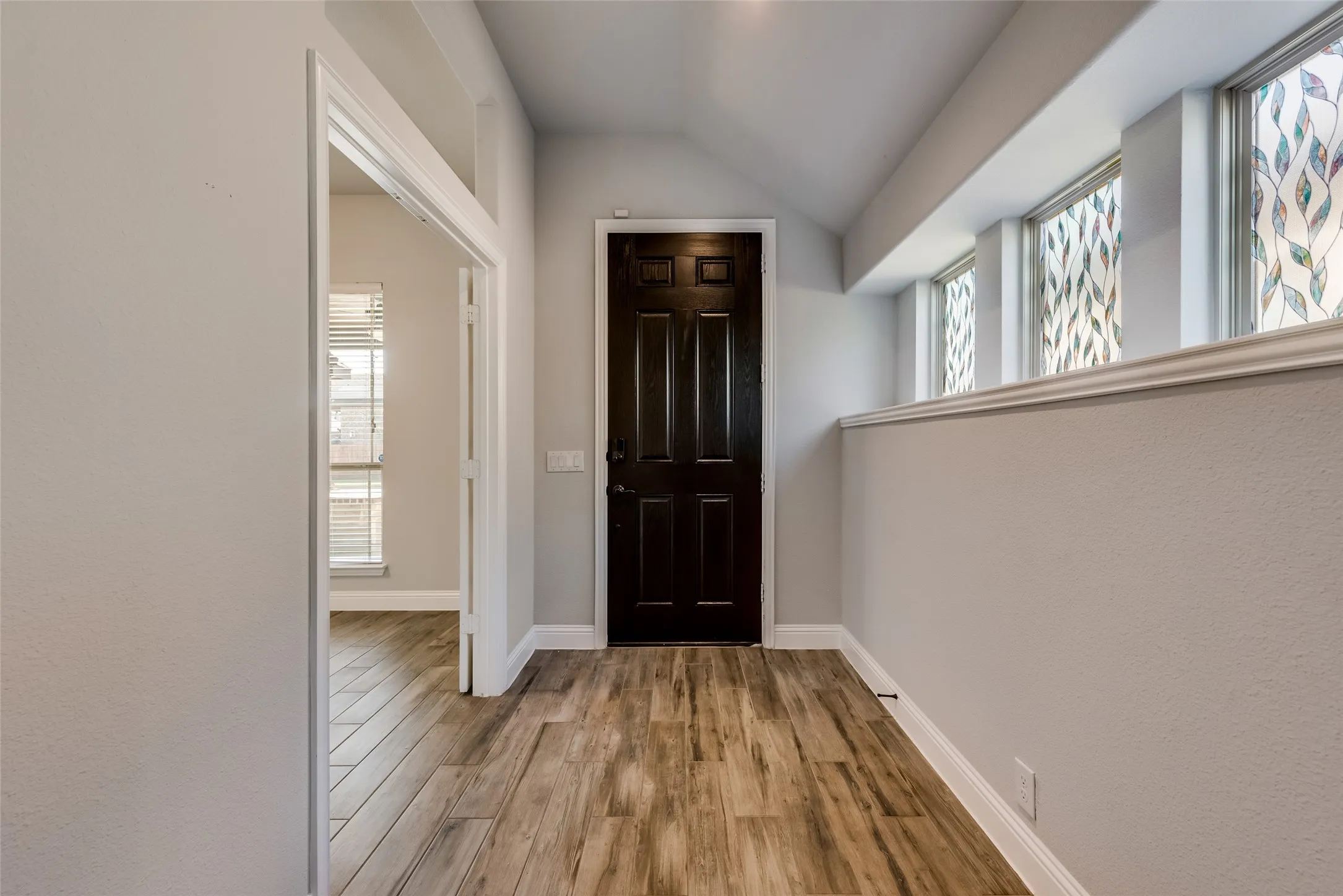 Single Family Residence For Rent in Denton County , 9701 Athens Drive, Denton, Texas 76226, 4 Bedroom, 3 Bathroom, 2 Garage spaces, 2,334 Sqft, built in 2018, mls#21396965, Real Estate Agent in Denton, Homes For Rent in Denton county, Homes For Rent in Denton, Realtor in Denton Texas, Real Estate Brokerage Independent Realty Texas, Luminita Cordes Realtor