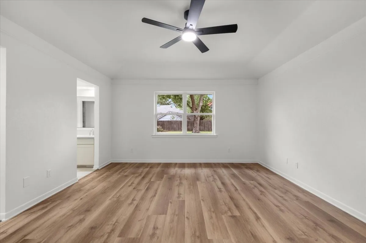 Single Family Residence For Sale in Tarrant County , 4345 Rota Circle, Fort Worth, Texas 76133, 4 Bedroom, 3 Bathroom, 2 Garage spaces, 2,275 Sqft, built in 1974, mls#21402379, Real Estate Agent in Fort Worth, Homes For Sale in Tarrant county, Homes For Sale in Fort Worth, Realtor in Fort Worth Texas, Real Estate Brokerage Independent Realty Texas, Luminita Cordes Realtor
