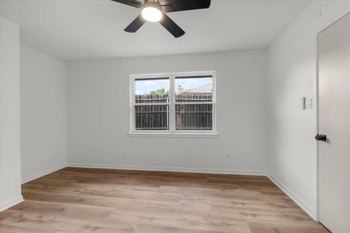 Single Family Residence For Sale in Tarrant County , 4345 Rota Circle, Fort Worth, Texas 76133, 4 Bedroom, 3 Bathroom, 2 Garage spaces, 2,275 Sqft, built in 1974, mls#21402379, Real Estate Agent in Fort Worth, Homes For Sale in Tarrant county, Homes For Sale in Fort Worth, Realtor in Fort Worth Texas, Real Estate Brokerage Independent Realty Texas, Luminita Cordes Realtor