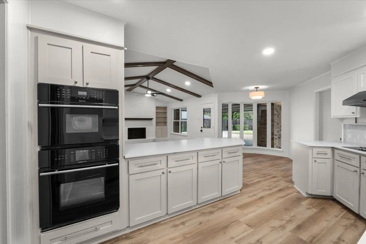 Single Family Residence For Sale in Tarrant County , 4345 Rota Circle, Fort Worth, Texas 76133, 4 Bedroom, 3 Bathroom, 2 Garage spaces, 2,275 Sqft, built in 1974, mls#21402379, Real Estate Agent in Fort Worth, Homes For Sale in Tarrant county, Homes For Sale in Fort Worth, Realtor in Fort Worth Texas, Real Estate Brokerage Independent Realty Texas, Luminita Cordes Realtor