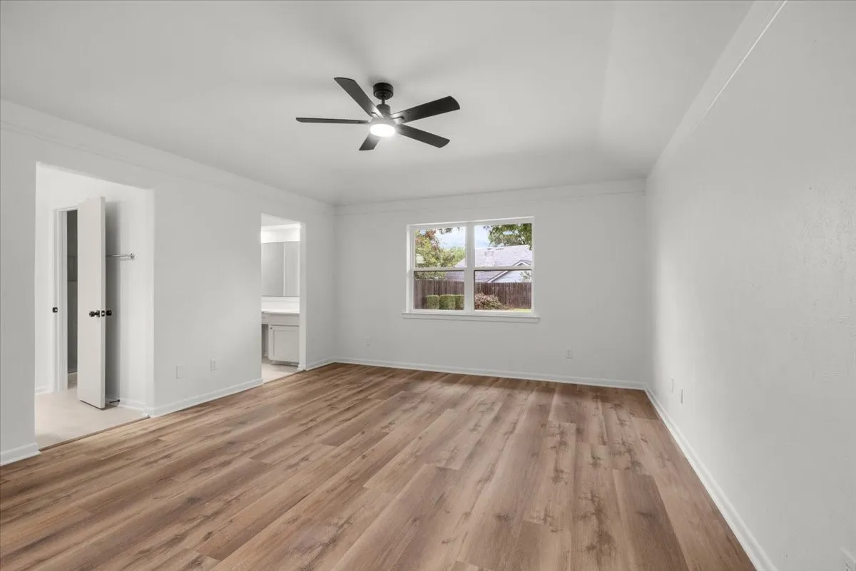 Single Family Residence For Sale in Tarrant County , 4345 Rota Circle, Fort Worth, Texas 76133, 4 Bedroom, 3 Bathroom, 2 Garage spaces, 2,275 Sqft, built in 1974, mls#21402379, Real Estate Agent in Fort Worth, Homes For Sale in Tarrant county, Homes For Sale in Fort Worth, Realtor in Fort Worth Texas, Real Estate Brokerage Independent Realty Texas, Luminita Cordes Realtor