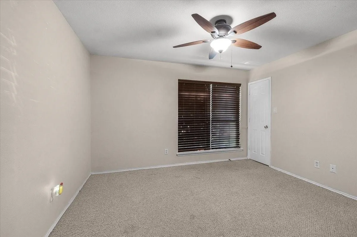 Single Family Residence For Sale in Tarrant County , 7008 Denver City Drive, Fort Worth, Texas 76179, 3 Bedroom, 2 Bathroom, 2 Garage spaces, 1,664 Sqft, built in 2002, mls#21402964, Real Estate Agent in Fort Worth, Homes For Sale in Tarrant county, Homes For Sale in Fort Worth, Realtor in Fort Worth Texas, Real Estate Brokerage Independent Realty Texas, Luminita Cordes Realtor
