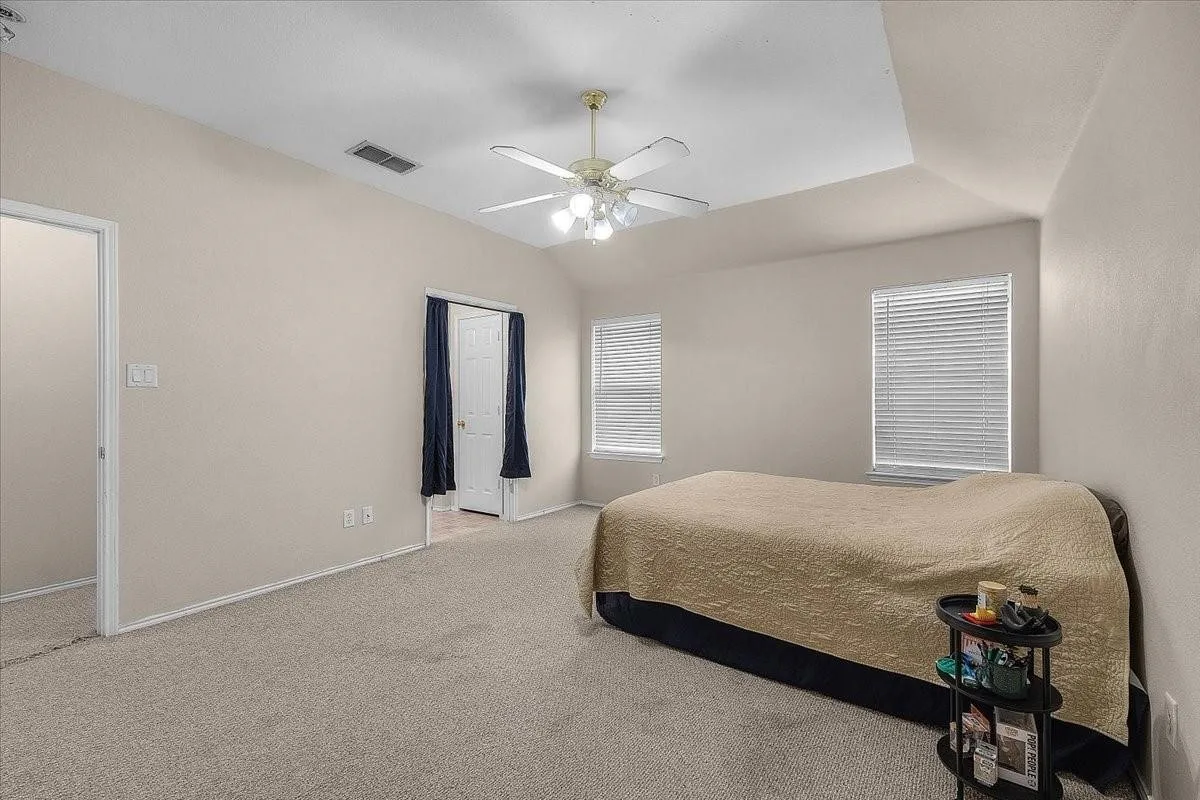 Single Family Residence For Sale in Tarrant County , 7008 Denver City Drive, Fort Worth, Texas 76179, 3 Bedroom, 2 Bathroom, 2 Garage spaces, 1,664 Sqft, built in 2002, mls#21402964, Real Estate Agent in Fort Worth, Homes For Sale in Tarrant county, Homes For Sale in Fort Worth, Realtor in Fort Worth Texas, Real Estate Brokerage Independent Realty Texas, Luminita Cordes Realtor