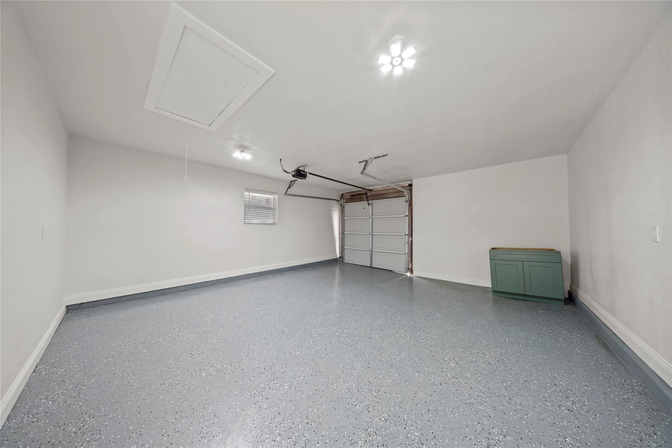 Single Family Residence For Sale in Dallas County , 303 Saffron Circle, Mesquite, Texas 75149, 3 Bedroom, 2 Bathroom, 1 Garage spaces, 1,135 Sqft, built in 1962, mls#21402151, Real Estate Agent in Mesquite, Homes For Sale in Dallas county, Homes For Sale in Mesquite, Realtor in Mesquite Texas, Real Estate Brokerage Independent Realty Texas, Luminita Cordes Realtor