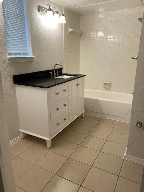 Condominium For Rent in Rockwall County , 169 Henry M Chandler Drive 169, Rockwall, Texas 75032, 1 Bedroom, 1 Bathroom, Garage spaces, 990 Sqft, built in 1983, mls#21402813, Real Estate Agent in Rockwall, Homes For Rent in Rockwall county, Homes For Rent in Rockwall, Realtor in Rockwall Texas, Real Estate Brokerage Independent Realty Texas, Luminita Cordes Realtor