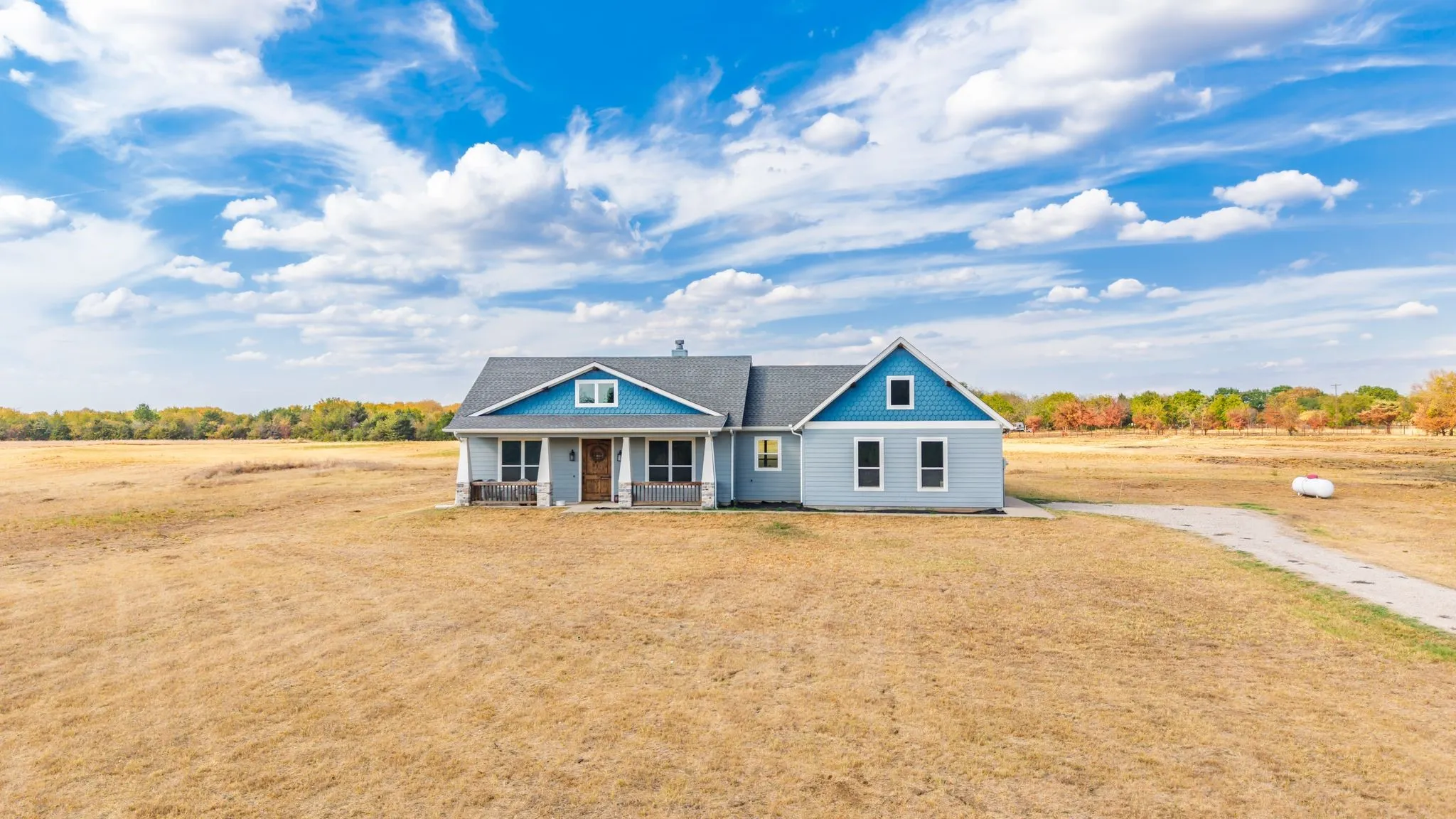 Single Family Residence For Sale in Rains County , 3971 Rs County Road 1605, Lone Oak, Texas 75453, 3 Bedroom, 3 Bathroom, 2 Garage spaces, 1,989 Sqft, built in 2020, mls#21402984, Real Estate Agent in Lone Oak, Homes For Sale in Rains county, Homes For Sale in Lone Oak, Realtor in Lone Oak Texas, Real Estate Brokerage Independent Realty Texas, Luminita Cordes Realtor