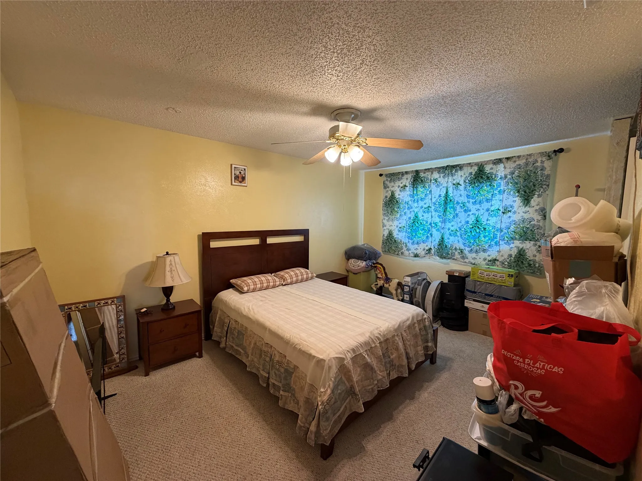 Townhouse For Sale in Dallas County , 737 Ticonderoga Drive, Garland, Texas 75043, 4 Bedroom, 2 Bathroom, Garage spaces, 1,572 Sqft, built in 1973, mls#21402996, Real Estate Agent in Garland, Homes For Sale in Dallas county, Homes For Sale in Garland, Realtor in Garland Texas, Real Estate Brokerage Independent Realty Texas, Luminita Cordes Realtor