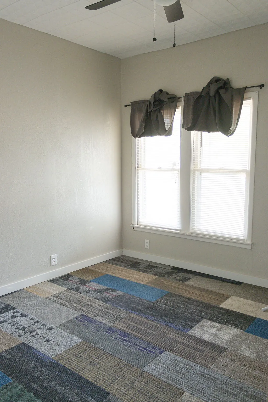 Single Family Residence For Sale in Stephens County , 312 W Lindsey Street, Breckenridge, Texas 76424, 3 Bedroom, 2 Bathroom, 2 Garage spaces, 1,216 Sqft, built in 1935, mls#21402999, Real Estate Agent in Breckenridge, Homes For Sale in Stephens county, Homes For Sale in Breckenridge, Realtor in Breckenridge Texas, Real Estate Brokerage Independent Realty Texas, Luminita Cordes Realtor