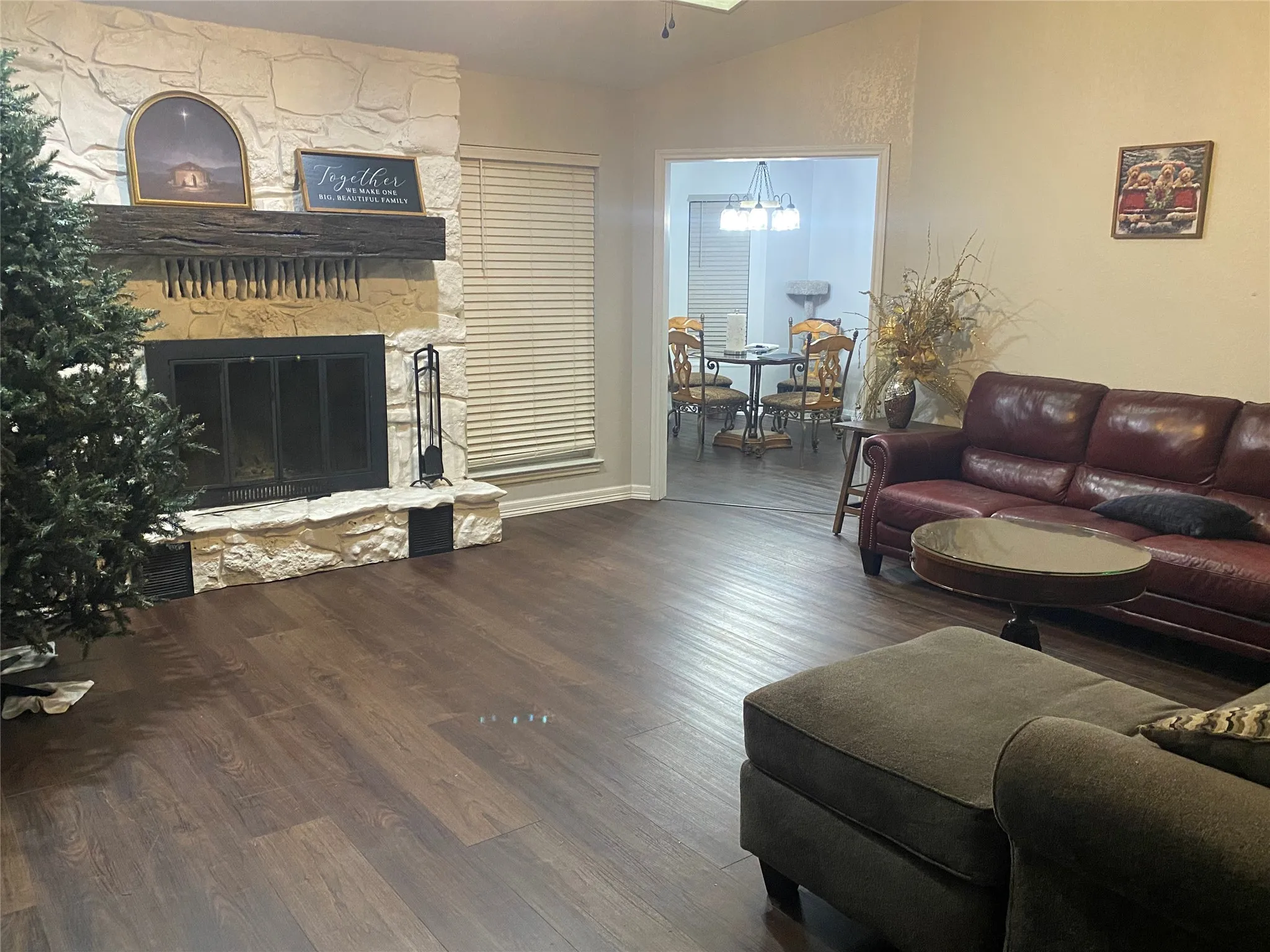 Single Family Residence For Sale in Palo Pinto County , 501 Mesquite Street, Mineral Wells, Texas 76067, 4 Bedroom, 2 Bathroom, 2 Garage spaces, 2,215 Sqft, built in 1983, mls#21403002, Real Estate Agent in Mineral Wells, Homes For Sale in Palo Pinto county, Homes For Sale in Mineral Wells, Realtor in Mineral Wells Texas, Real Estate Brokerage Independent Realty Texas, Luminita Cordes Realtor