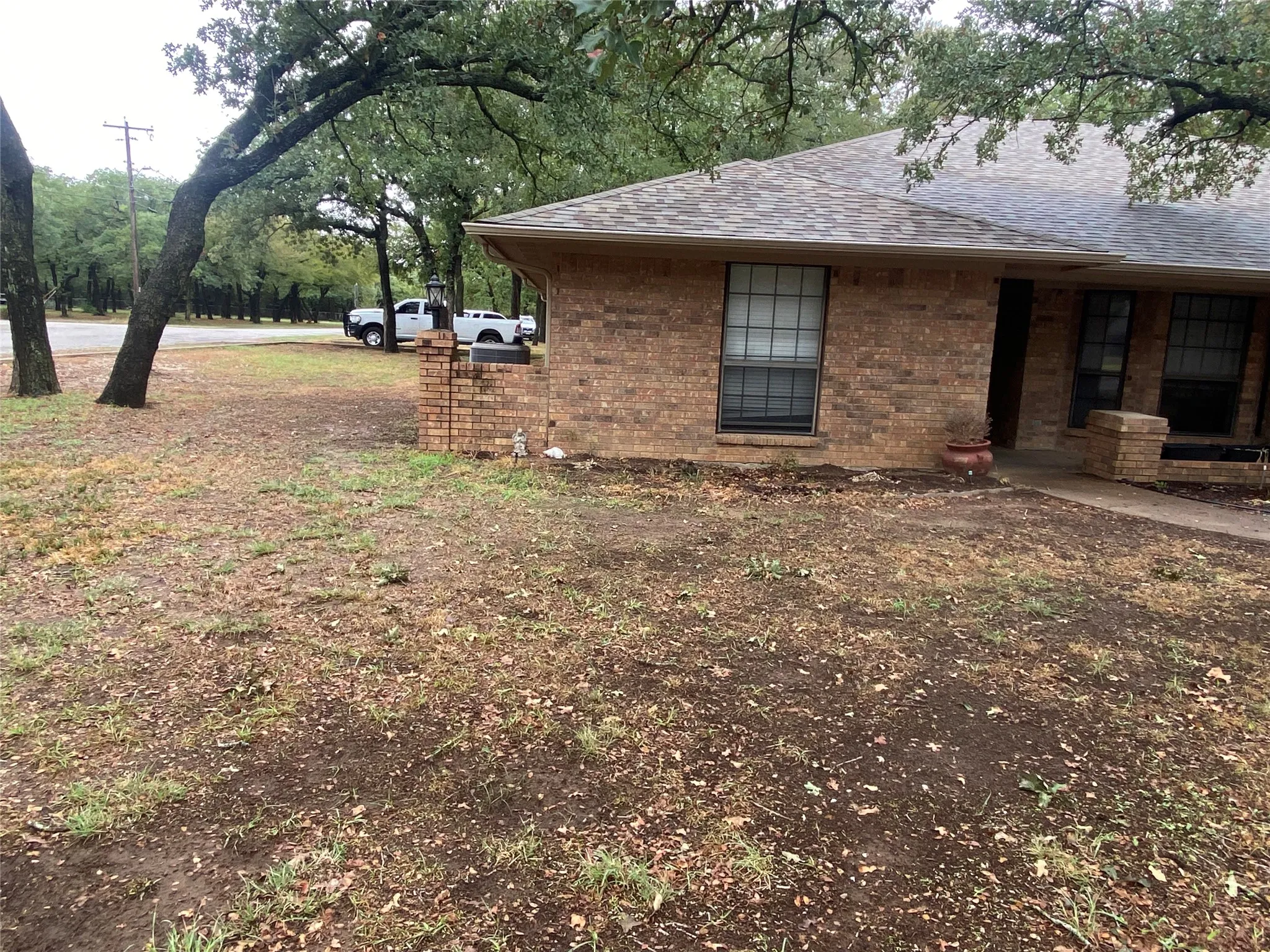 Single Family Residence For Sale in Palo Pinto County , 501 Mesquite Street, Mineral Wells, Texas 76067, 4 Bedroom, 2 Bathroom, 2 Garage spaces, 2,215 Sqft, built in 1983, mls#21403002, Real Estate Agent in Mineral Wells, Homes For Sale in Palo Pinto county, Homes For Sale in Mineral Wells, Realtor in Mineral Wells Texas, Real Estate Brokerage Independent Realty Texas, Luminita Cordes Realtor