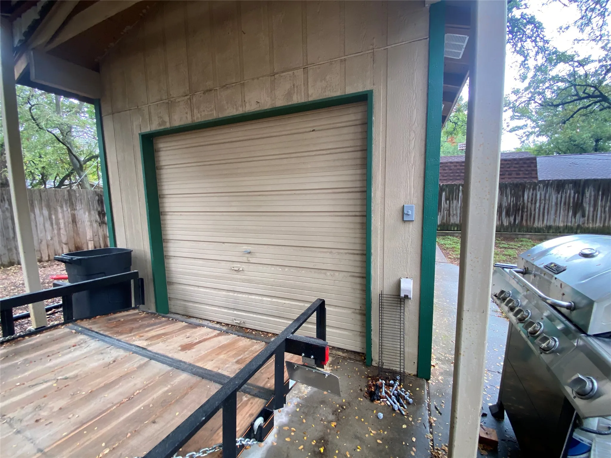 Single Family Residence For Sale in Palo Pinto County , 501 Mesquite Street, Mineral Wells, Texas 76067, 4 Bedroom, 2 Bathroom, 2 Garage spaces, 2,215 Sqft, built in 1983, mls#21403002, Real Estate Agent in Mineral Wells, Homes For Sale in Palo Pinto county, Homes For Sale in Mineral Wells, Realtor in Mineral Wells Texas, Real Estate Brokerage Independent Realty Texas, Luminita Cordes Realtor