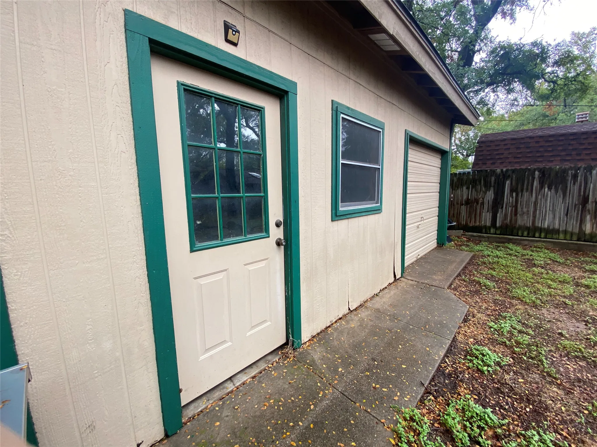 Single Family Residence For Sale in Palo Pinto County , 501 Mesquite Street, Mineral Wells, Texas 76067, 4 Bedroom, 2 Bathroom, 2 Garage spaces, 2,215 Sqft, built in 1983, mls#21403002, Real Estate Agent in Mineral Wells, Homes For Sale in Palo Pinto county, Homes For Sale in Mineral Wells, Realtor in Mineral Wells Texas, Real Estate Brokerage Independent Realty Texas, Luminita Cordes Realtor