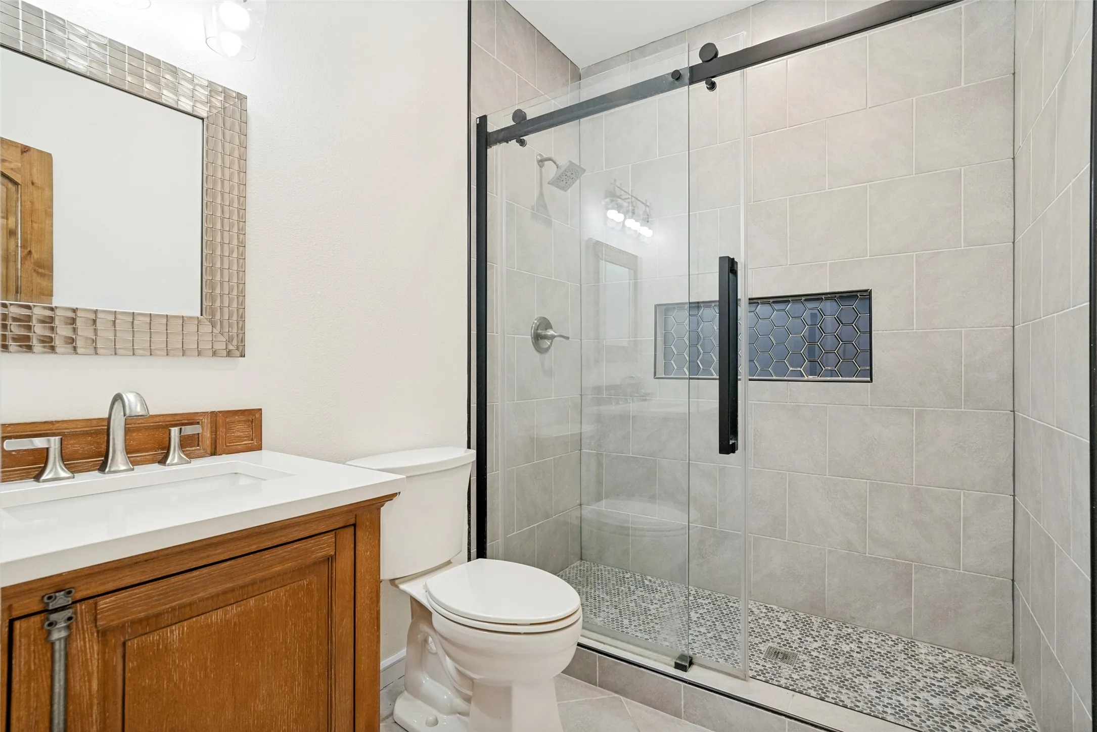 Single Family Residence For Sale in Johnson County , 7617 Sky Road, Godley, Texas 76044, 7 Bedroom, 7 Bathroom, 4 Garage spaces, 7,471 Sqft, built in 1980, mls#21402992, Real Estate Agent in Godley, Homes For Sale in Johnson county, Homes For Sale in Godley, Realtor in Godley Texas, Real Estate Brokerage Independent Realty Texas, Luminita Cordes Realtor