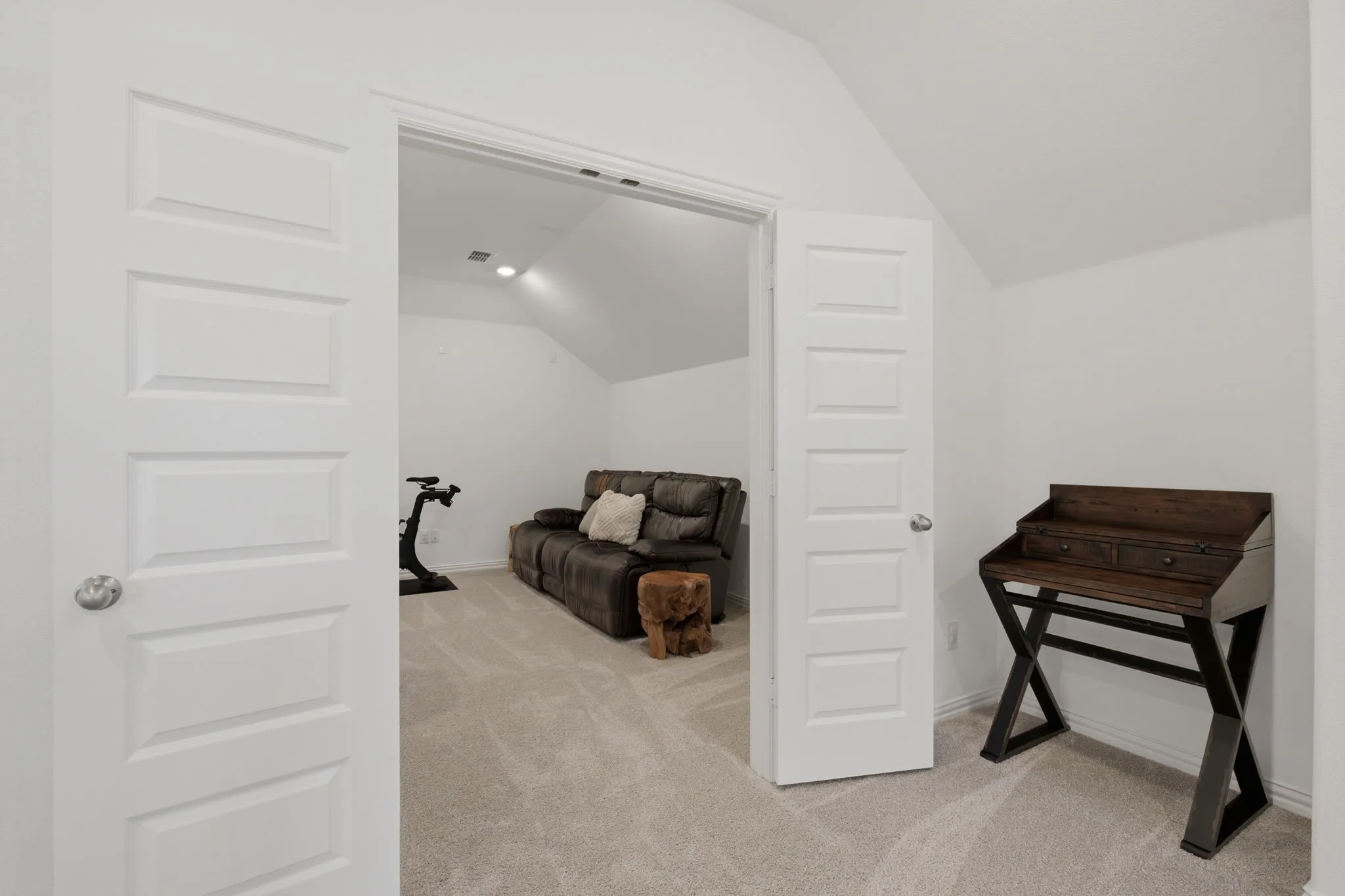Single Family Residence For Rent in Collin County , 905 Bluebell Street, Princeton, Texas 75407, 4 Bedroom, 3 Bathroom, 3 Garage spaces, 3,056 Sqft, built in 2024, mls#21403008, Real Estate Agent in Princeton, Homes For Rent in Collin county, Homes For Rent in Princeton, Realtor in Princeton Texas, Real Estate Brokerage Independent Realty Texas, Luminita Cordes Realtor