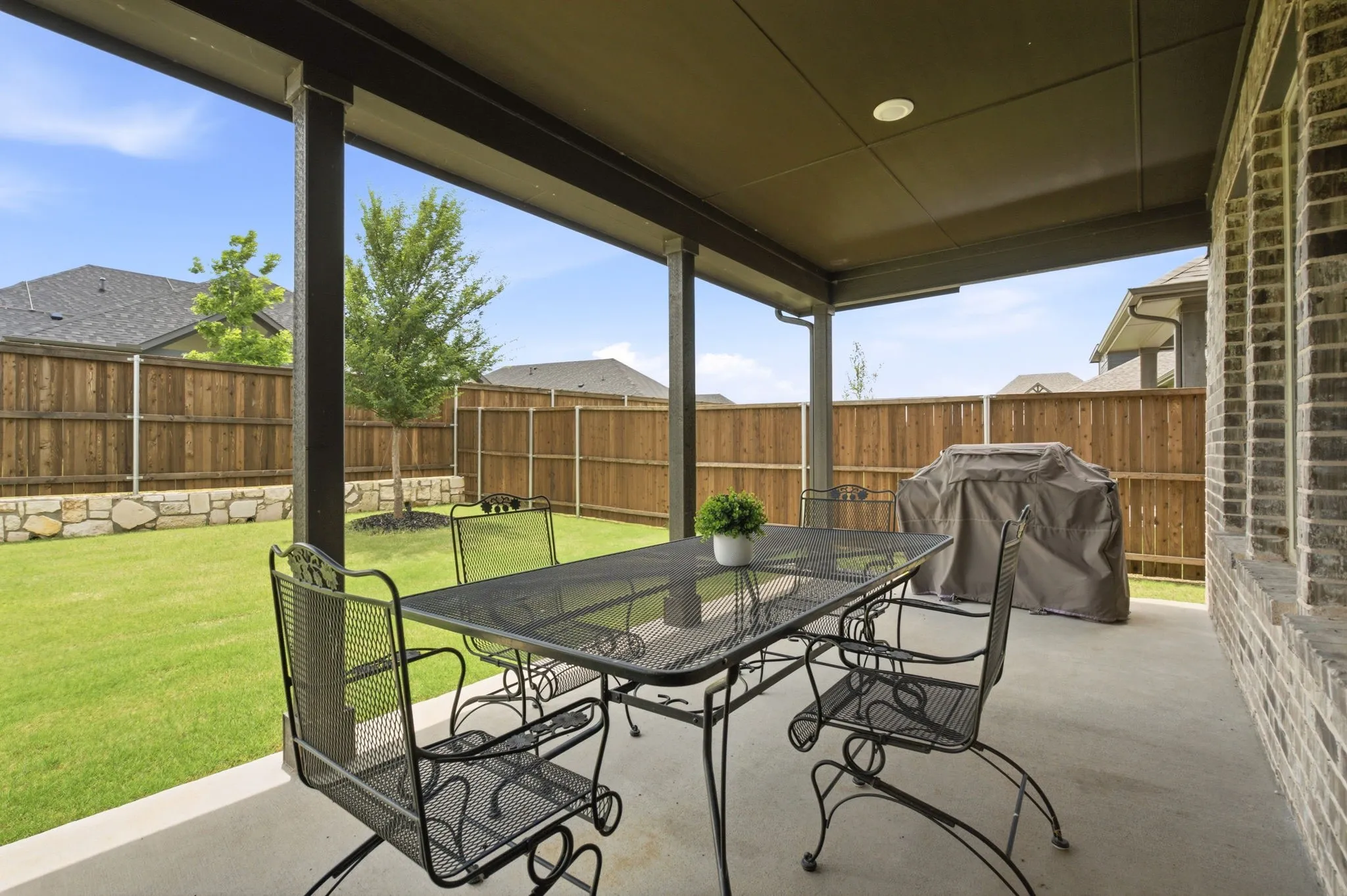 Single Family Residence For Rent in Collin County , 905 Bluebell Street, Princeton, Texas 75407, 4 Bedroom, 3 Bathroom, 3 Garage spaces, 3,056 Sqft, built in 2024, mls#21403008, Real Estate Agent in Princeton, Homes For Rent in Collin county, Homes For Rent in Princeton, Realtor in Princeton Texas, Real Estate Brokerage Independent Realty Texas, Luminita Cordes Realtor