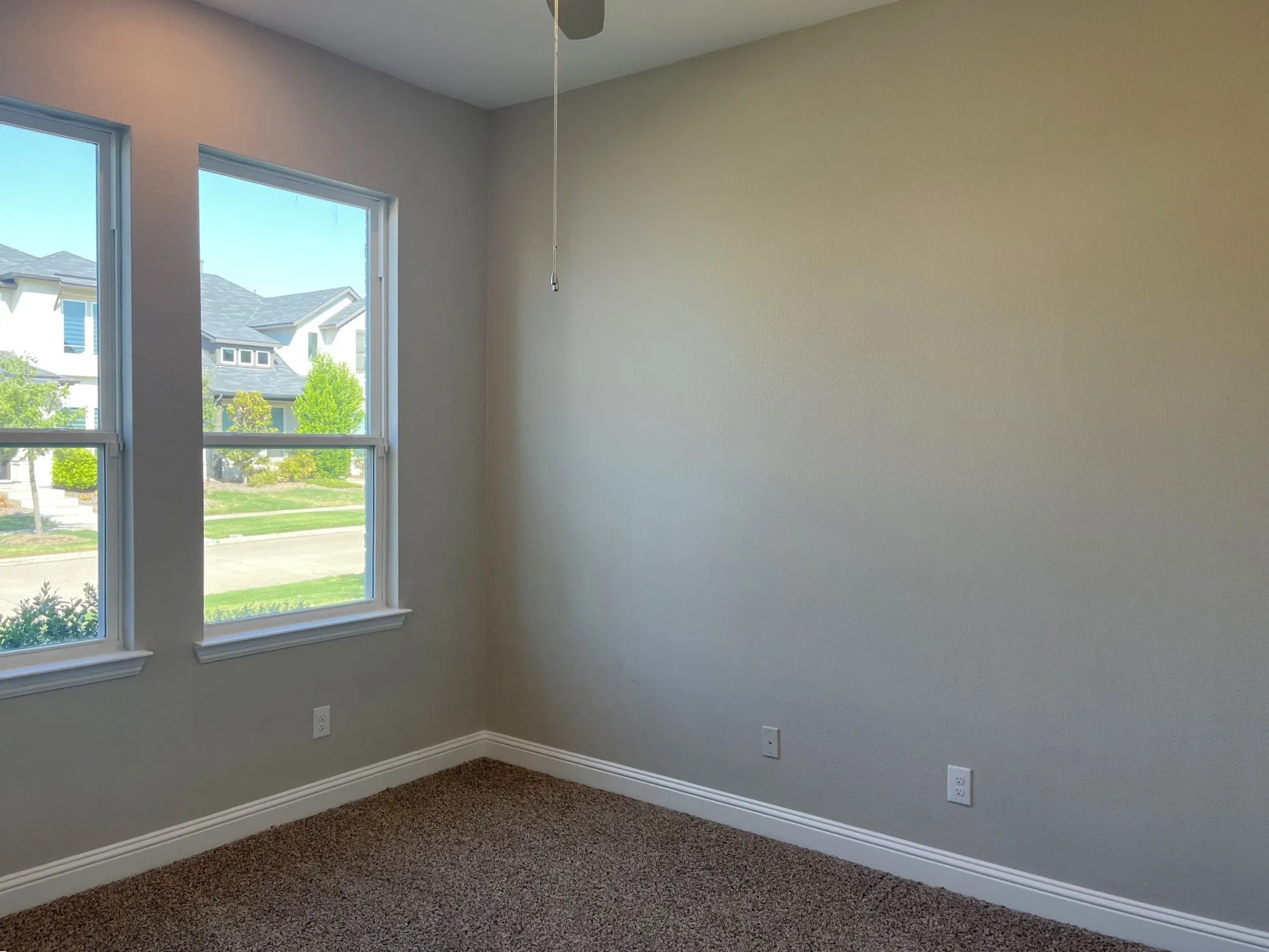 Townhouse For Sale in Collin County , 10594 Prairie Rose Road, Frisco, Texas 75035, 4 Bedroom, 4 Bathroom, 2 Garage spaces, 2,354 Sqft, built in 2023, mls#21403012, Real Estate Agent in Frisco, Homes For Sale in Collin county, Homes For Sale in Frisco, Realtor in Frisco Texas, Real Estate Brokerage Independent Realty Texas, Luminita Cordes Realtor