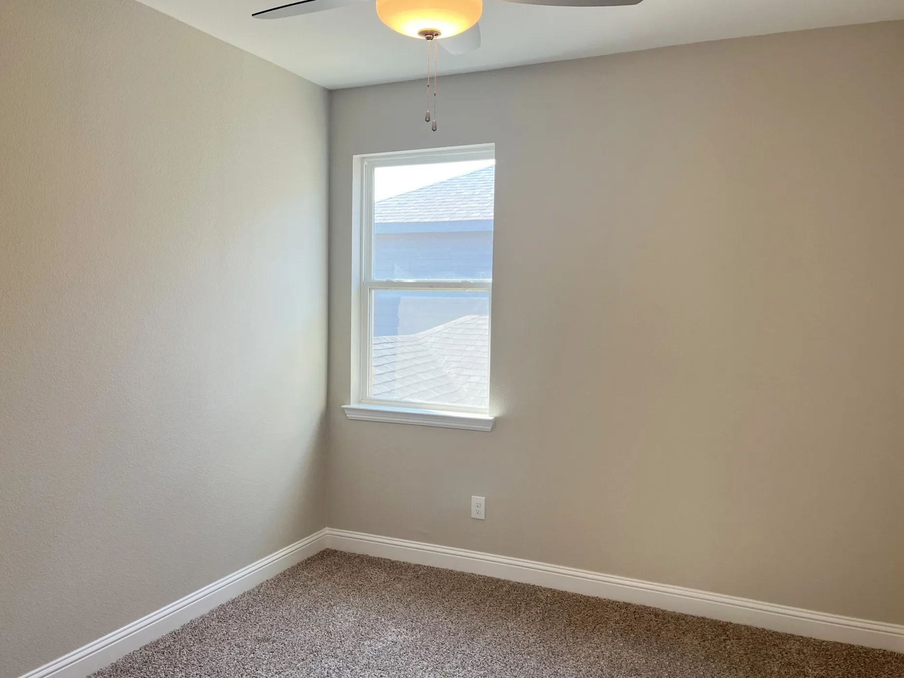 Townhouse For Sale in Collin County , 10594 Prairie Rose Road, Frisco, Texas 75035, 4 Bedroom, 4 Bathroom, 2 Garage spaces, 2,354 Sqft, built in 2023, mls#21403012, Real Estate Agent in Frisco, Homes For Sale in Collin county, Homes For Sale in Frisco, Realtor in Frisco Texas, Real Estate Brokerage Independent Realty Texas, Luminita Cordes Realtor