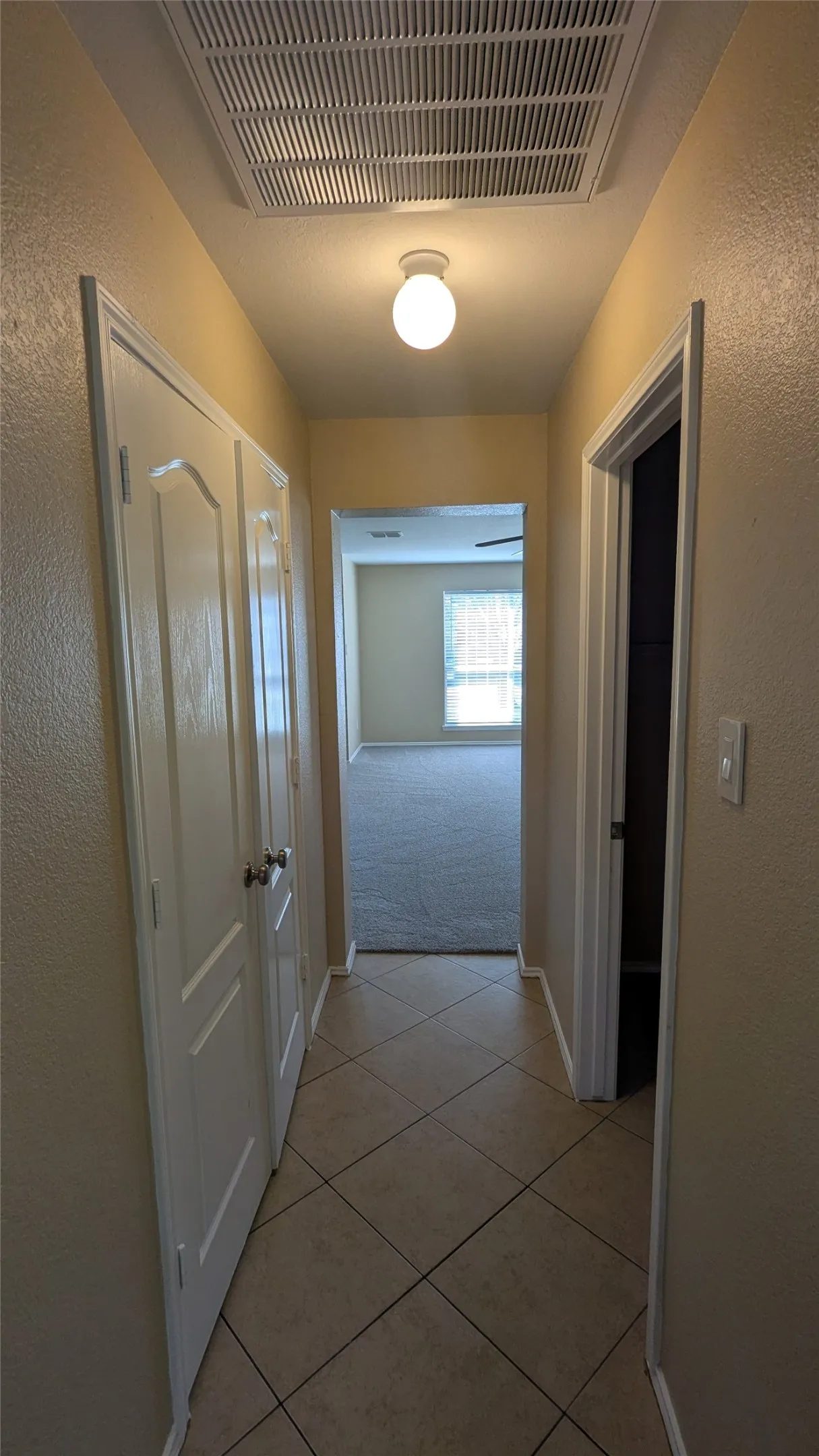Single Family Residence For Sale in Dallas County , 1029 Magnolia Lane, Cedar Hill, Texas 75104, 4 Bedroom, 3 Bathroom, 2 Garage spaces, 2,554 Sqft, built in 2000, mls#21402945, Real Estate Agent in Cedar Hill, Homes For Sale in Dallas county, Homes For Sale in Cedar Hill, Realtor in Cedar Hill Texas, Real Estate Brokerage Independent Realty Texas, Luminita Cordes Realtor