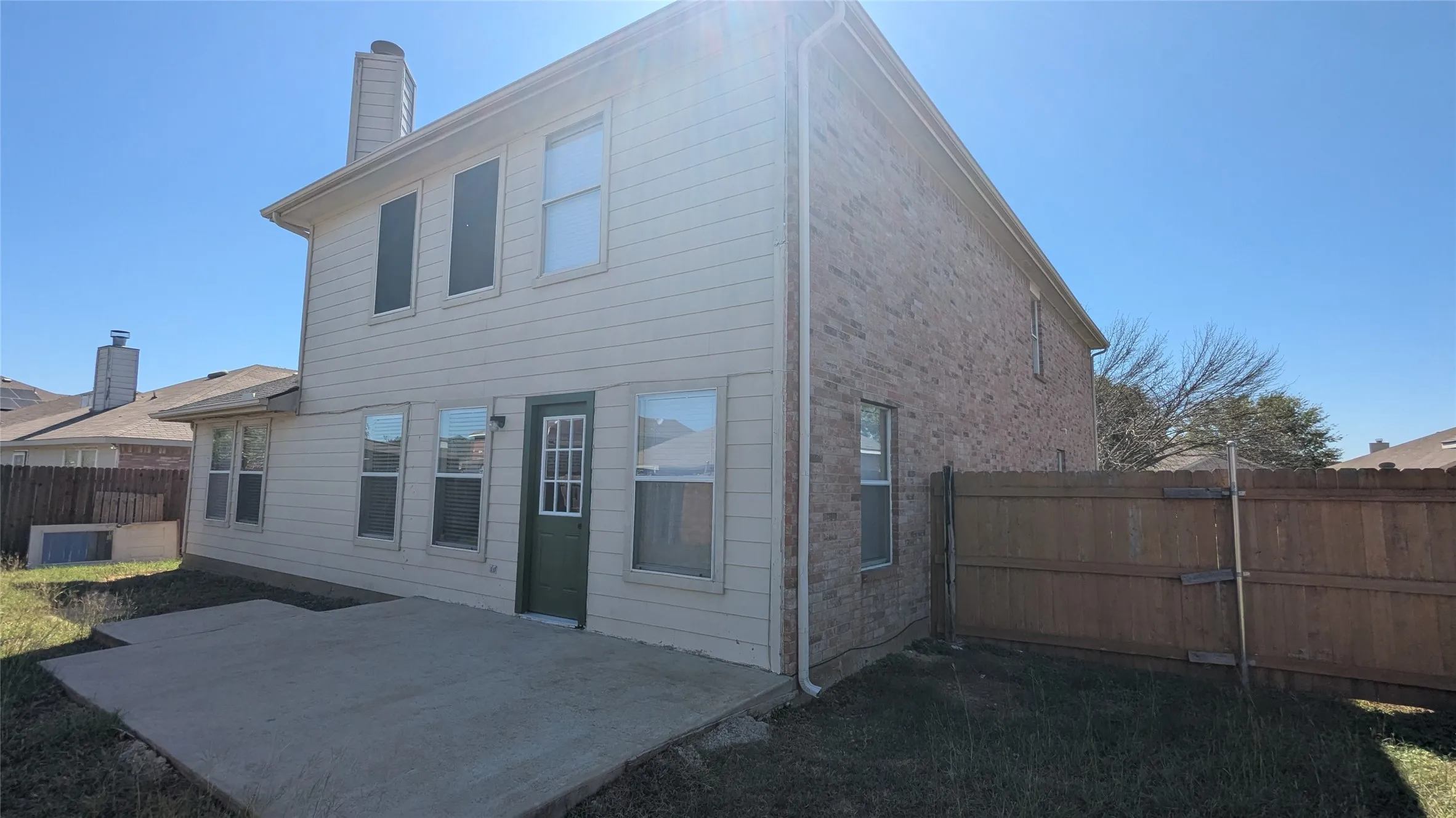Single Family Residence For Sale in Dallas County , 1029 Magnolia Lane, Cedar Hill, Texas 75104, 4 Bedroom, 3 Bathroom, 2 Garage spaces, 2,554 Sqft, built in 2000, mls#21402945, Real Estate Agent in Cedar Hill, Homes For Sale in Dallas county, Homes For Sale in Cedar Hill, Realtor in Cedar Hill Texas, Real Estate Brokerage Independent Realty Texas, Luminita Cordes Realtor