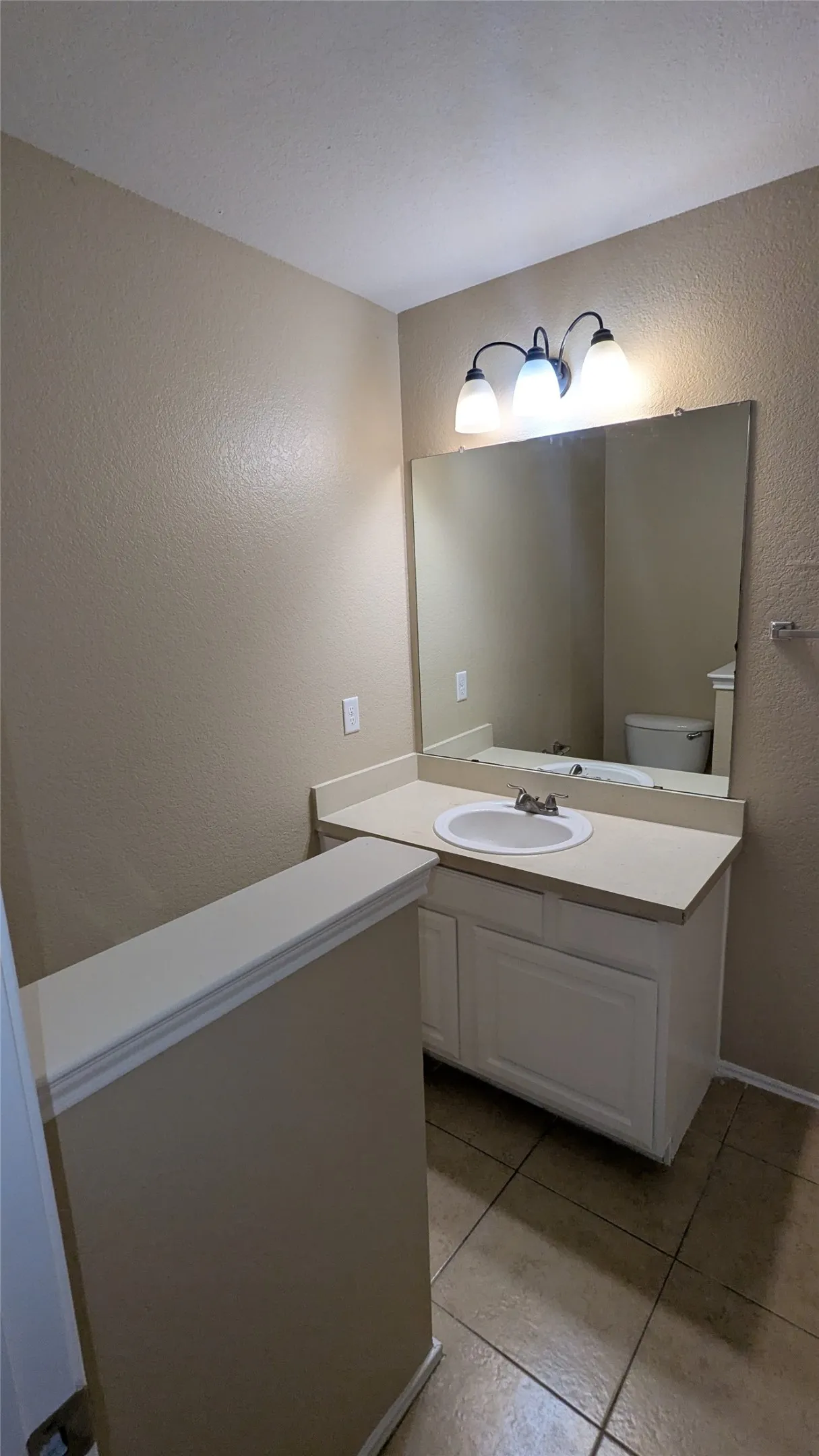 Single Family Residence For Sale in Dallas County , 1029 Magnolia Lane, Cedar Hill, Texas 75104, 4 Bedroom, 3 Bathroom, 2 Garage spaces, 2,554 Sqft, built in 2000, mls#21402945, Real Estate Agent in Cedar Hill, Homes For Sale in Dallas county, Homes For Sale in Cedar Hill, Realtor in Cedar Hill Texas, Real Estate Brokerage Independent Realty Texas, Luminita Cordes Realtor