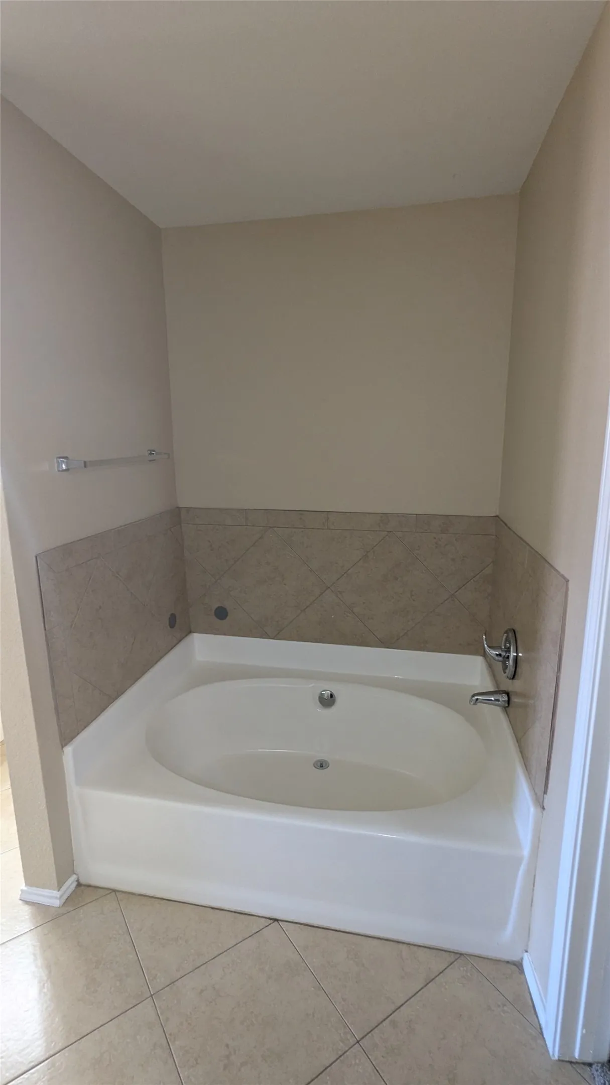 Single Family Residence For Sale in Dallas County , 1029 Magnolia Lane, Cedar Hill, Texas 75104, 4 Bedroom, 3 Bathroom, 2 Garage spaces, 2,554 Sqft, built in 2000, mls#21402945, Real Estate Agent in Cedar Hill, Homes For Sale in Dallas county, Homes For Sale in Cedar Hill, Realtor in Cedar Hill Texas, Real Estate Brokerage Independent Realty Texas, Luminita Cordes Realtor