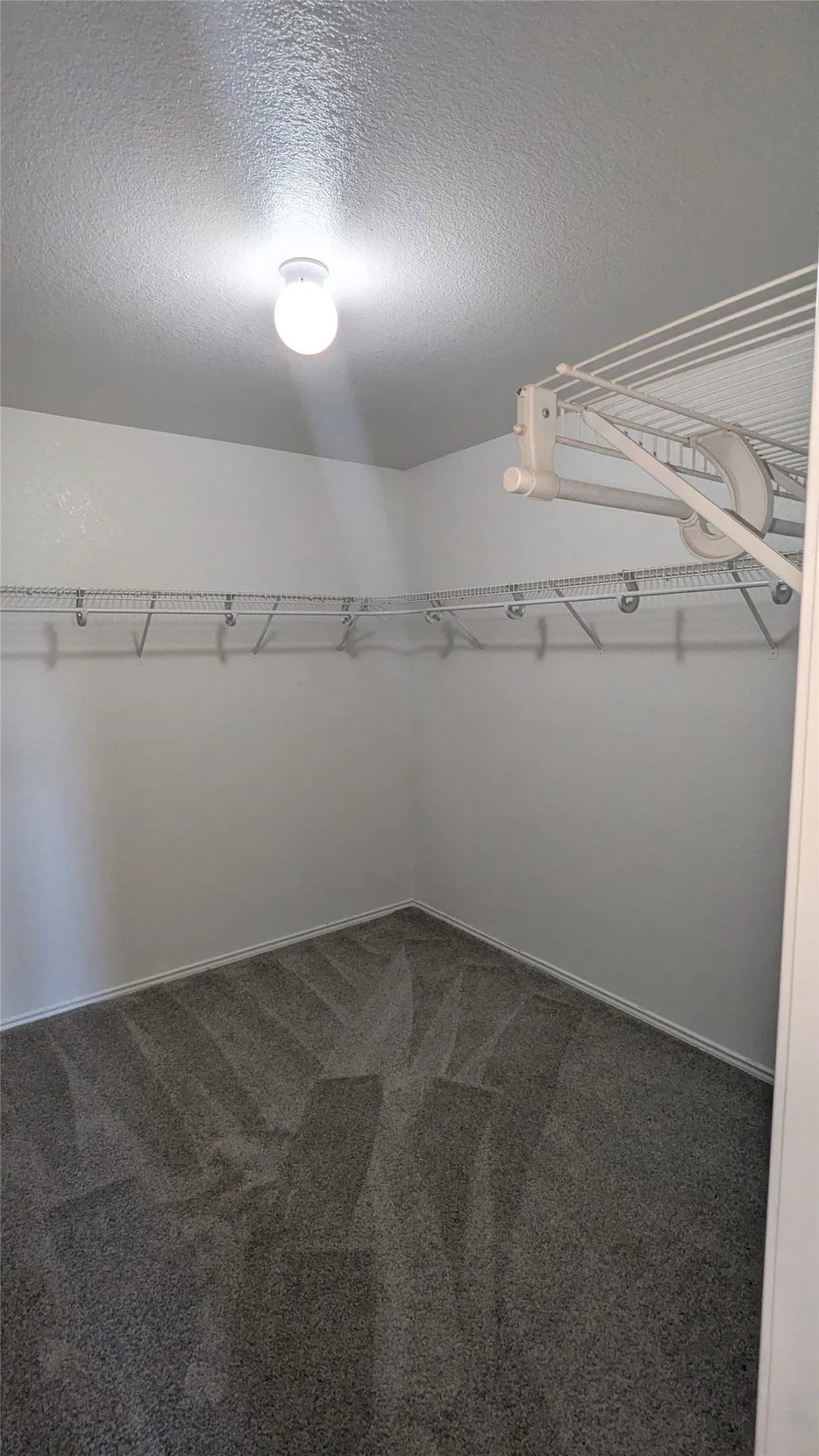 Single Family Residence For Sale in Dallas County , 1029 Magnolia Lane, Cedar Hill, Texas 75104, 4 Bedroom, 3 Bathroom, 2 Garage spaces, 2,554 Sqft, built in 2000, mls#21402945, Real Estate Agent in Cedar Hill, Homes For Sale in Dallas county, Homes For Sale in Cedar Hill, Realtor in Cedar Hill Texas, Real Estate Brokerage Independent Realty Texas, Luminita Cordes Realtor