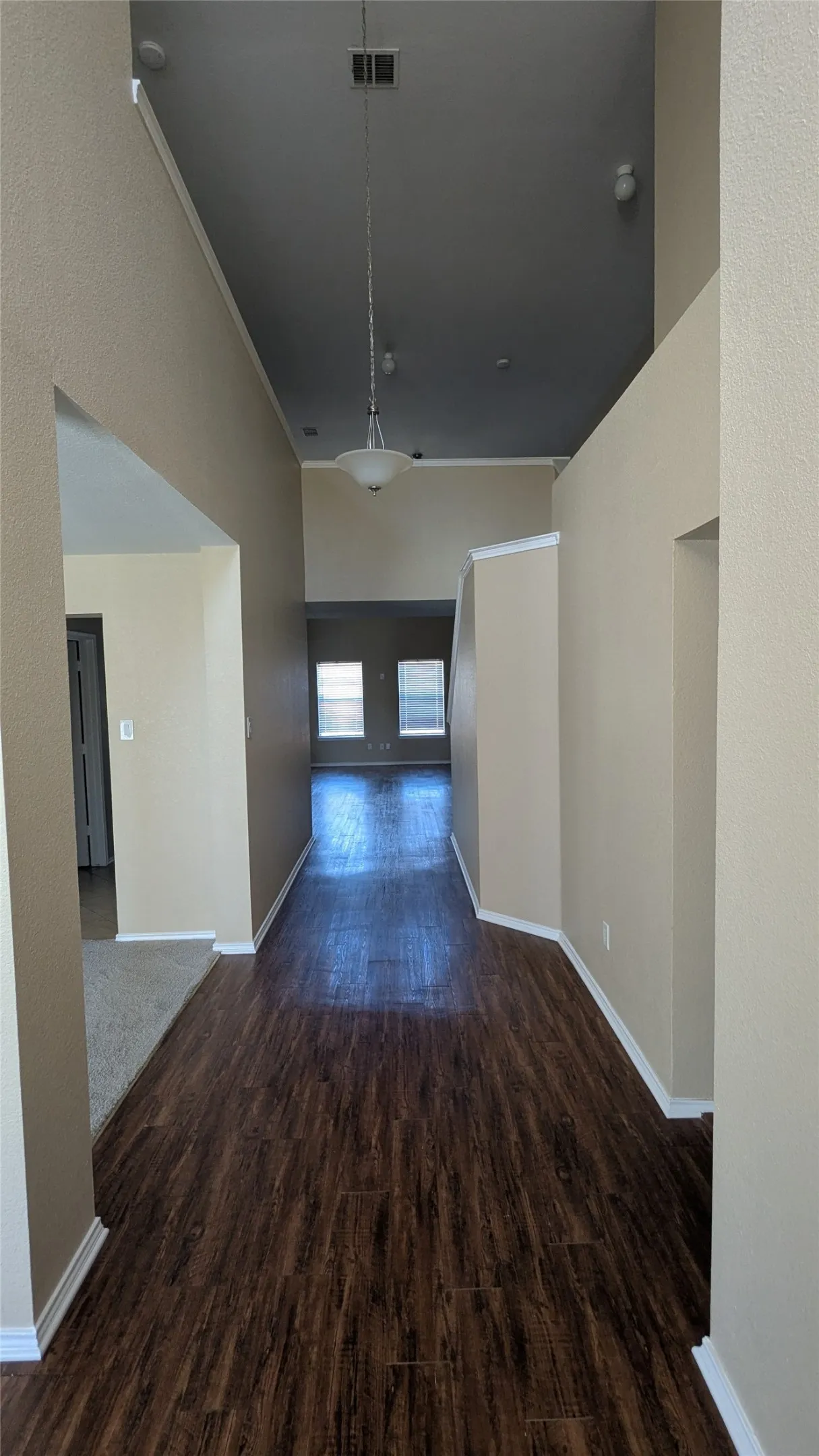 Single Family Residence For Sale in Dallas County , 1029 Magnolia Lane, Cedar Hill, Texas 75104, 4 Bedroom, 3 Bathroom, 2 Garage spaces, 2,554 Sqft, built in 2000, mls#21402945, Real Estate Agent in Cedar Hill, Homes For Sale in Dallas county, Homes For Sale in Cedar Hill, Realtor in Cedar Hill Texas, Real Estate Brokerage Independent Realty Texas, Luminita Cordes Realtor