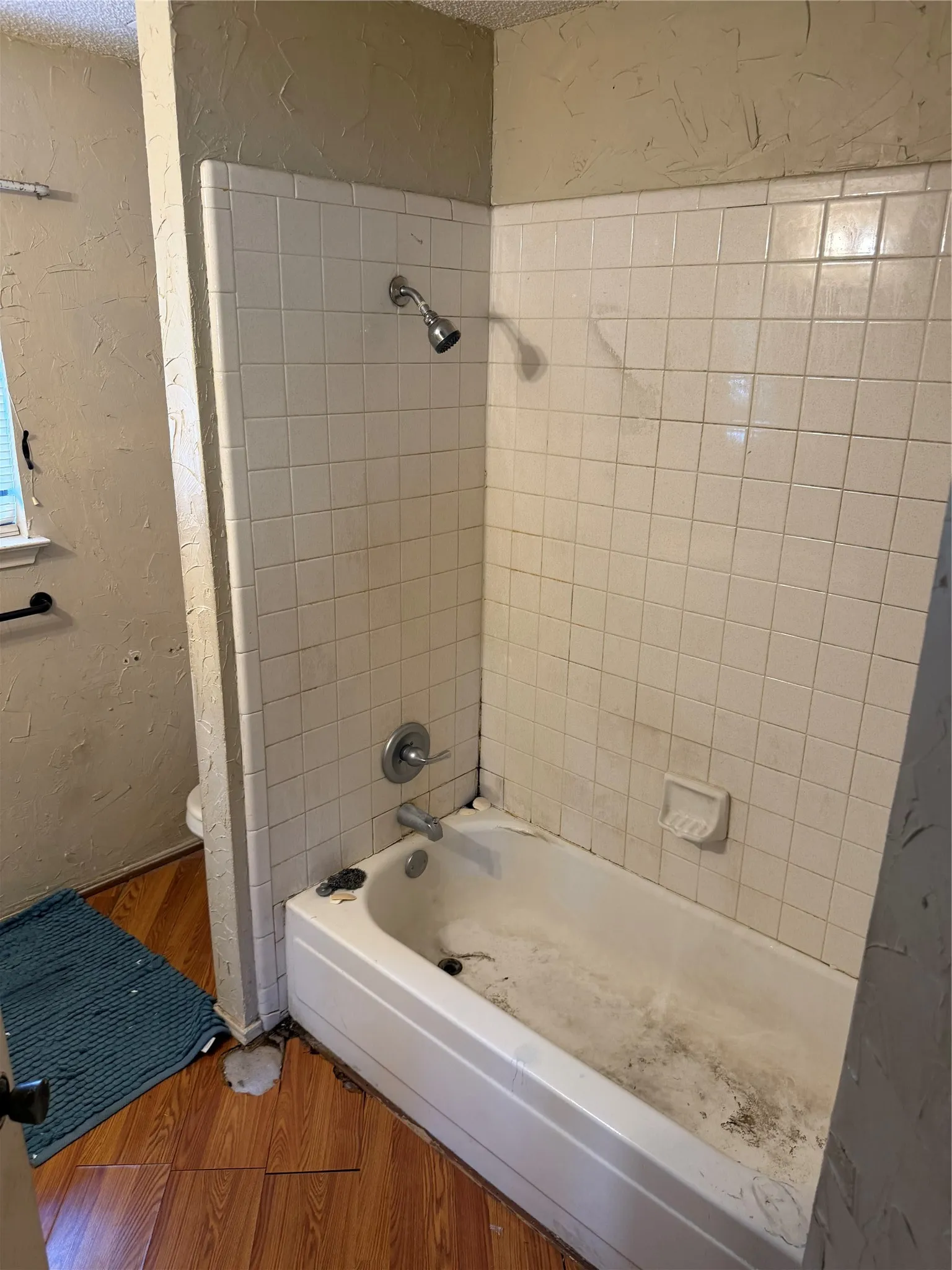 Single Family Residence For Sale in Dallas County , 1110 Sandalwood Lane, De Soto, Texas 75115, 3 Bedroom, 3 Bathroom, 2 Garage spaces, 1,572 Sqft, built in 1984, mls#21403017, Real Estate Agent in De Soto, Homes For Sale in Dallas county, Homes For Sale in De Soto, Realtor in De Soto Texas, Real Estate Brokerage Independent Realty Texas, Luminita Cordes Realtor