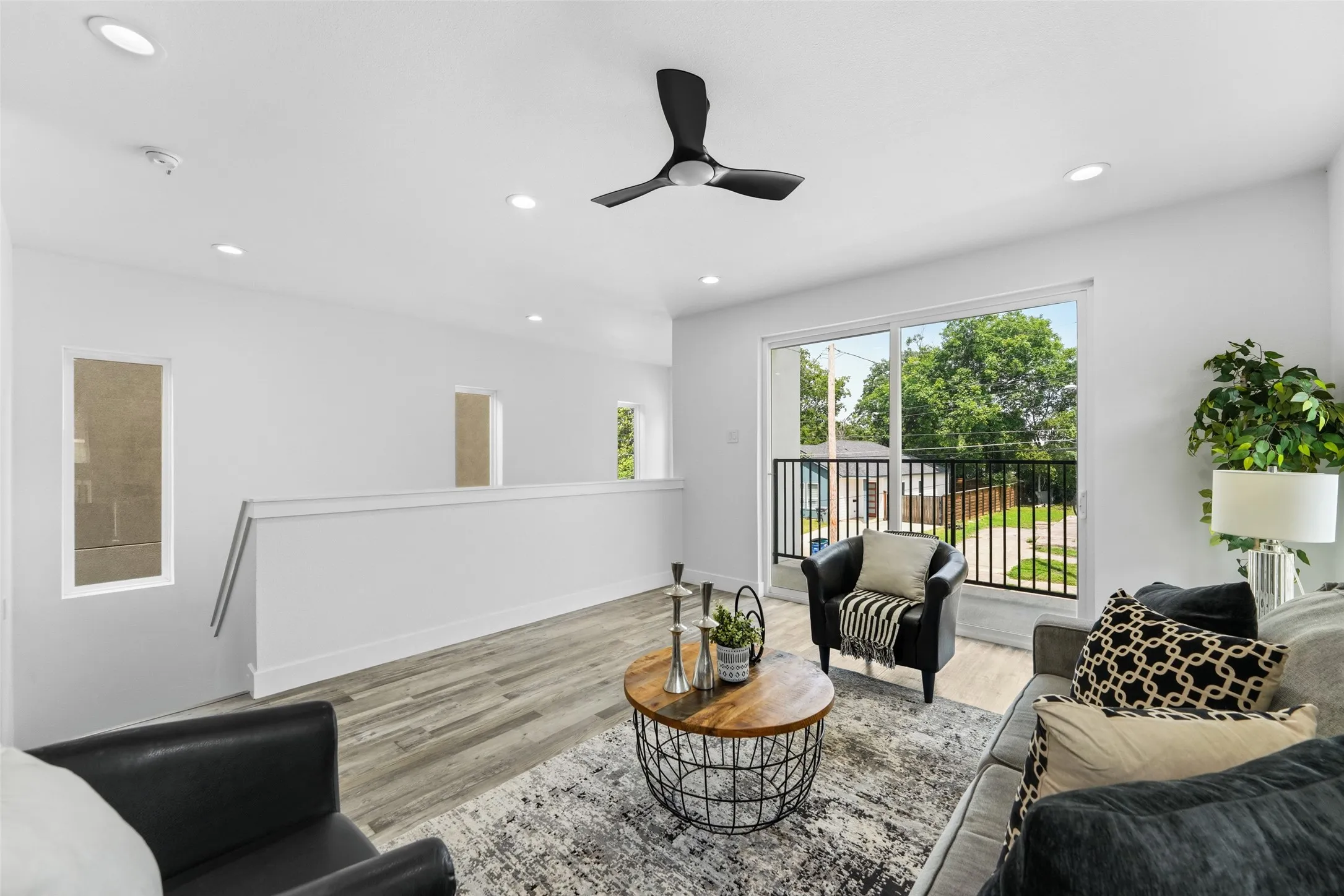 Single Family Residence For Rent in Dallas County , 3142 Harmon Street, Dallas, Texas 75215, 3 Bedroom, 4 Bathroom, 1 Garage spaces, 2,579 Sqft, built in 2025, mls#21403015, Real Estate Agent in Dallas, Homes For Rent in Dallas county, Homes For Rent in Dallas, Realtor in Dallas Texas, Real Estate Brokerage Independent Realty Texas, Luminita Cordes Realtor