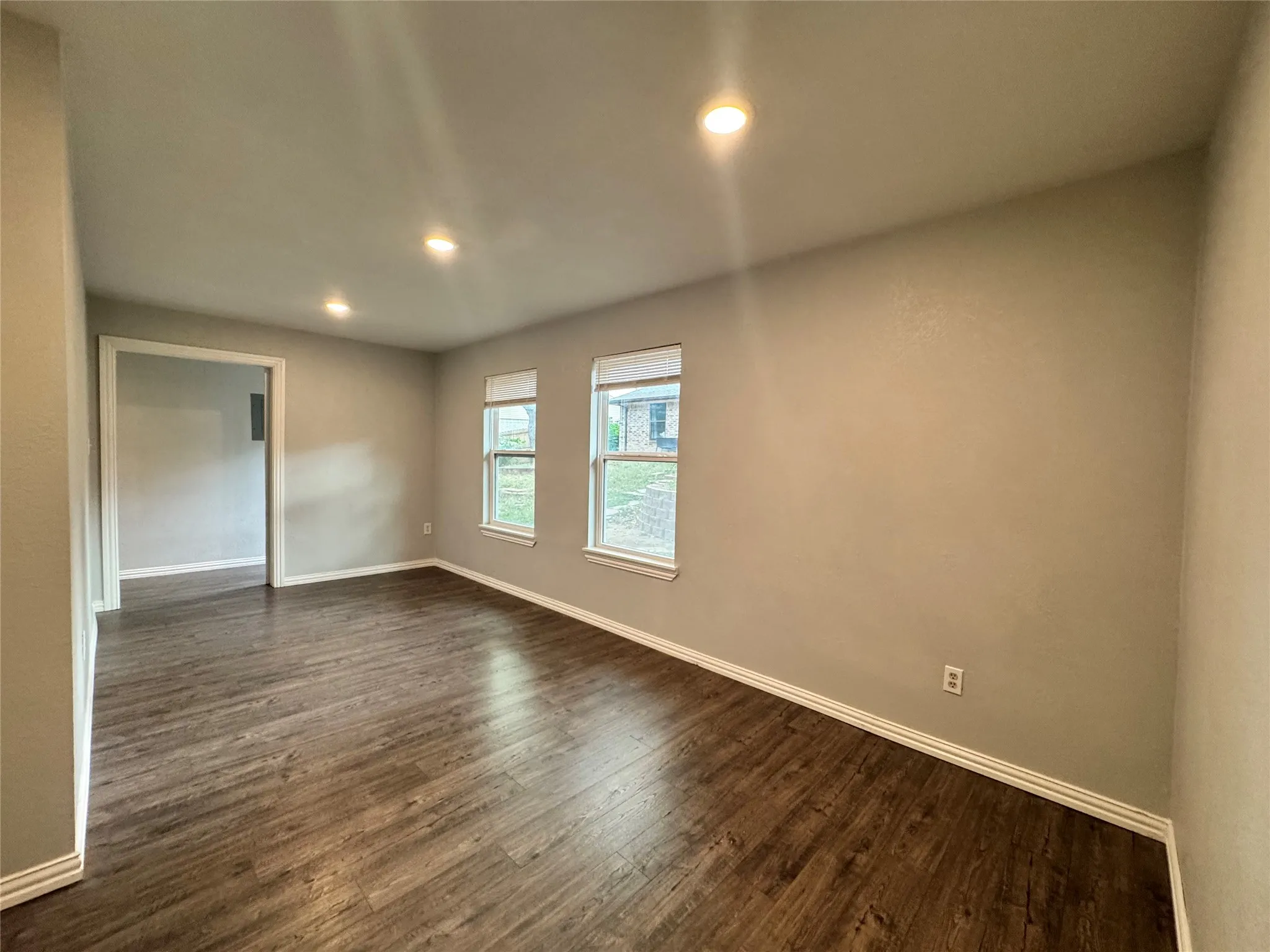 Single Family Residence For Rent in Tarrant County , 4225 Sue Court, Lake Worth, Texas 76135, 1 Bedroom, 1 Bathroom, Garage spaces, 575 Sqft, built in 2022, mls#21403016, Real Estate Agent in Lake Worth, Homes For Rent in Tarrant county, Homes For Rent in Lake Worth, Realtor in Lake Worth Texas, Real Estate Brokerage Independent Realty Texas, Luminita Cordes Realtor