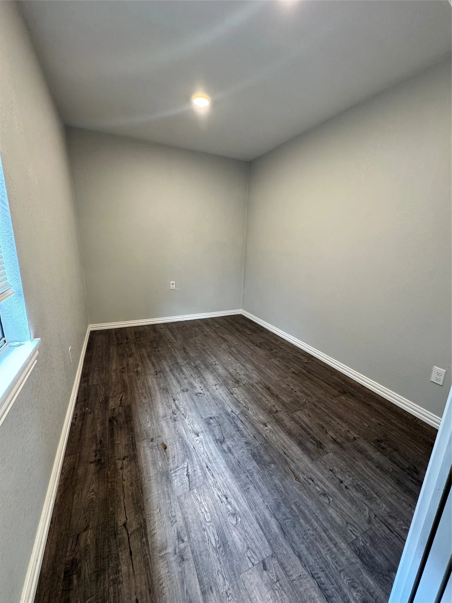 Single Family Residence For Rent in Tarrant County , 4225 Sue Court, Lake Worth, Texas 76135, 1 Bedroom, 1 Bathroom, Garage spaces, 575 Sqft, built in 2022, mls#21403016, Real Estate Agent in Lake Worth, Homes For Rent in Tarrant county, Homes For Rent in Lake Worth, Realtor in Lake Worth Texas, Real Estate Brokerage Independent Realty Texas, Luminita Cordes Realtor