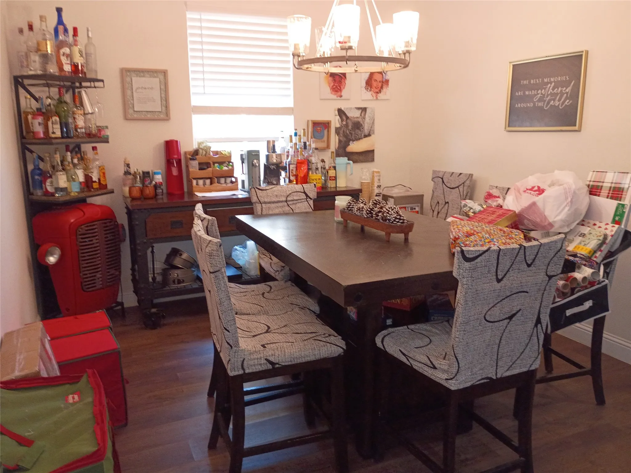 Single Family Residence For Rent in Ellis County , 2806 Hackberry Drive, Ennis, Texas 75119, 4 Bedroom, 4 Bathroom, 2 Garage spaces, 2,308 Sqft, built in 2021, mls#21402989, Real Estate Agent in Ennis, Homes For Rent in Ellis county, Homes For Rent in Ennis, Realtor in Ennis Texas, Real Estate Brokerage Independent Realty Texas, Luminita Cordes Realtor