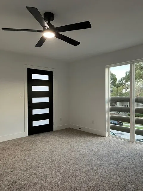 Neutral-toned carpet flooring