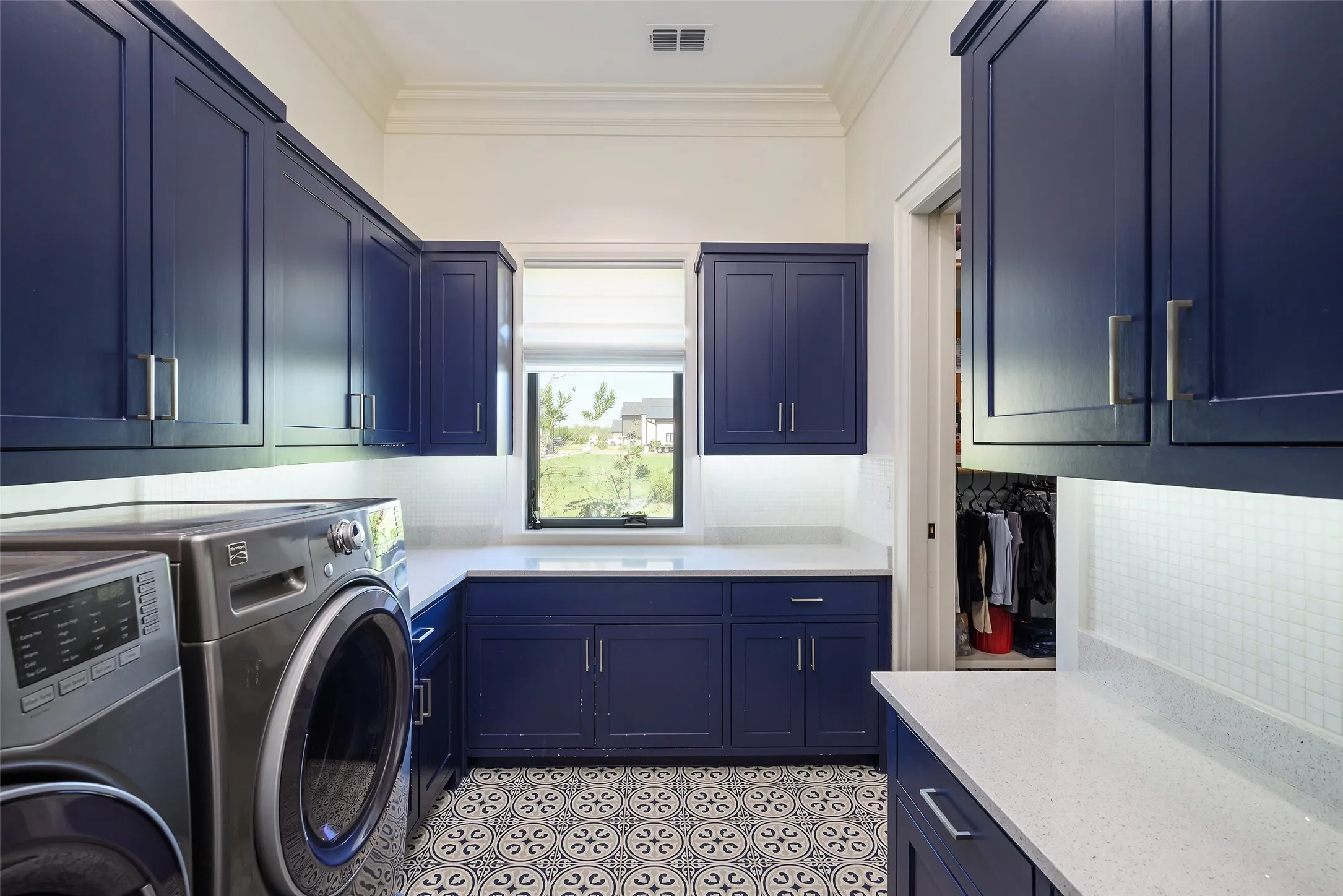 Single Family Residence For Rent in Rockwall County , 635 Highpoint Road, Royse City, Texas 75189, 6 Bedroom, 6 Bathroom, 4 Garage spaces, 5,536 Sqft, built in 2020, mls#21402976, Real Estate Agent in Royse City, Homes For Rent in Rockwall county, Homes For Rent in Royse City, Realtor in Royse City Texas, Real Estate Brokerage Independent Realty Texas, Luminita Cordes Realtor