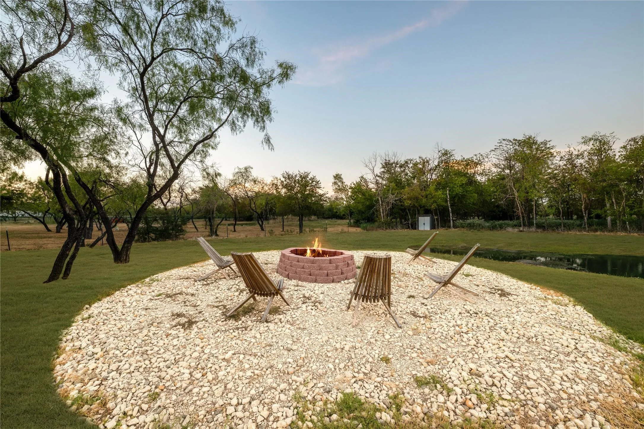 Single Family Residence For Rent in Rockwall County , 635 Highpoint Road, Royse City, Texas 75189, 6 Bedroom, 6 Bathroom, 4 Garage spaces, 5,536 Sqft, built in 2020, mls#21402976, Real Estate Agent in Royse City, Homes For Rent in Rockwall county, Homes For Rent in Royse City, Realtor in Royse City Texas, Real Estate Brokerage Independent Realty Texas, Luminita Cordes Realtor