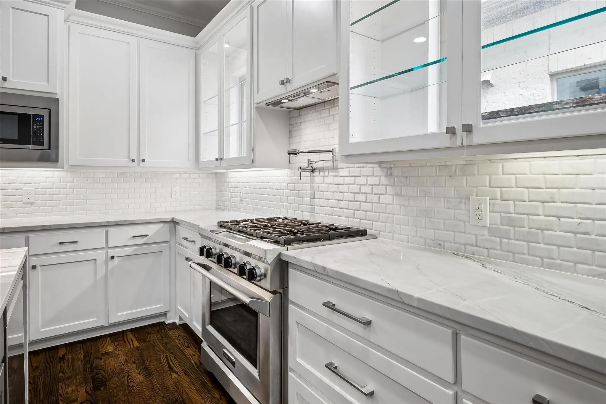 Single Family Residence For Rent in Dallas County , 5434 Martel Avenue, Dallas, Texas 75206, 3 Bedroom, 4 Bathroom, 2 Garage spaces, 2,658 Sqft, built in 2014, mls#21402912, Real Estate Agent in Dallas, Homes For Rent in Dallas county, Homes For Rent in Dallas, Realtor in Dallas Texas, Real Estate Brokerage Independent Realty Texas, Luminita Cordes Realtor