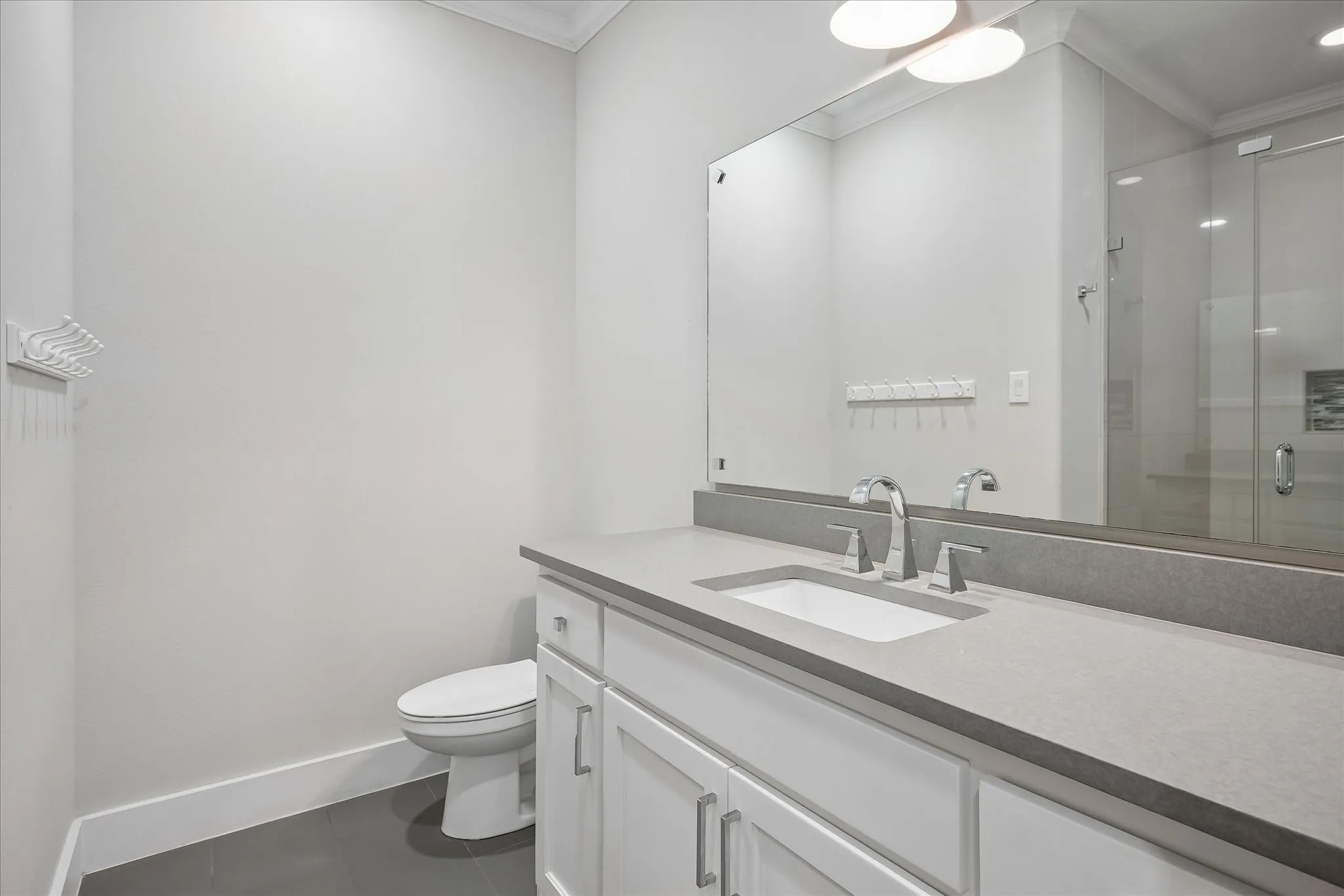 Ensuite bath