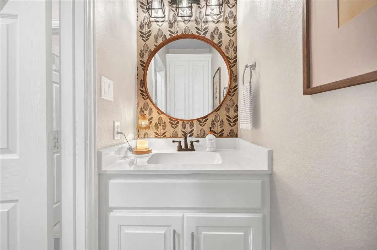 Single Family Residence For Sale in Collin County , 10395 County Road 740, Princeton, Texas 75407, 3 Bedroom, 3 Bathroom, 2 Garage spaces, 2,439 Sqft, built in 2013, mls#21401913, Real Estate Agent in Princeton, Homes For Sale in Collin county, Homes For Sale in Princeton, Realtor in Princeton Texas, Real Estate Brokerage Independent Realty Texas, Luminita Cordes Realtor