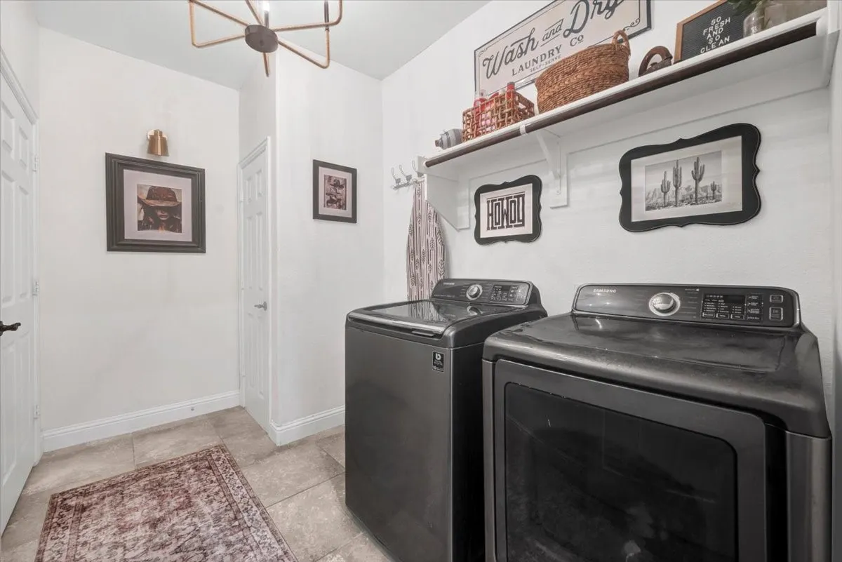 Single Family Residence For Sale in Collin County , 10395 County Road 740, Princeton, Texas 75407, 3 Bedroom, 3 Bathroom, 2 Garage spaces, 2,439 Sqft, built in 2013, mls#21401913, Real Estate Agent in Princeton, Homes For Sale in Collin county, Homes For Sale in Princeton, Realtor in Princeton Texas, Real Estate Brokerage Independent Realty Texas, Luminita Cordes Realtor