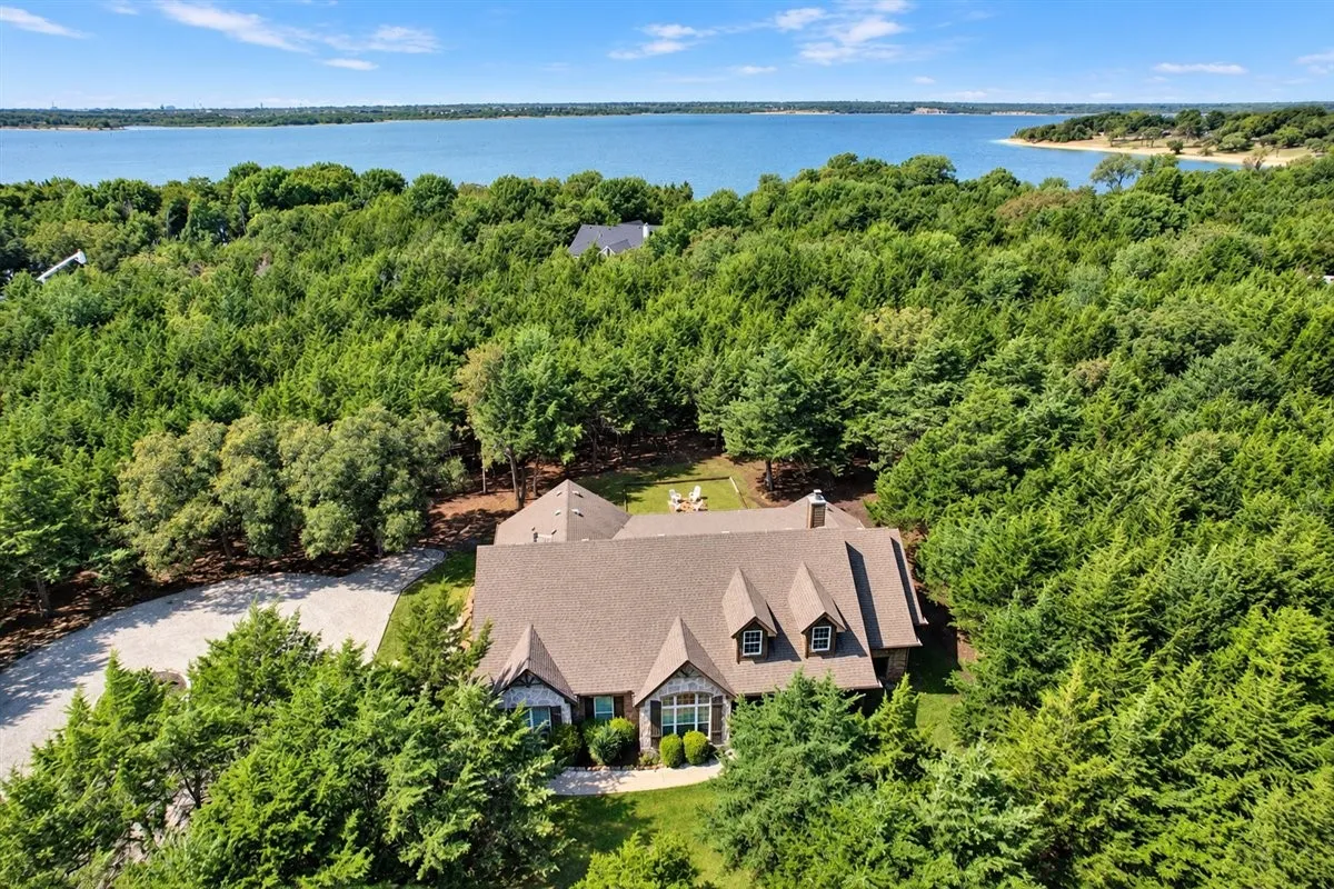 Single Family Residence For Sale in Collin County , 10395 County Road 740, Princeton, Texas 75407, 3 Bedroom, 3 Bathroom, 2 Garage spaces, 2,439 Sqft, built in 2013, mls#21401913, Real Estate Agent in Princeton, Homes For Sale in Collin county, Homes For Sale in Princeton, Realtor in Princeton Texas, Real Estate Brokerage Independent Realty Texas, Luminita Cordes Realtor