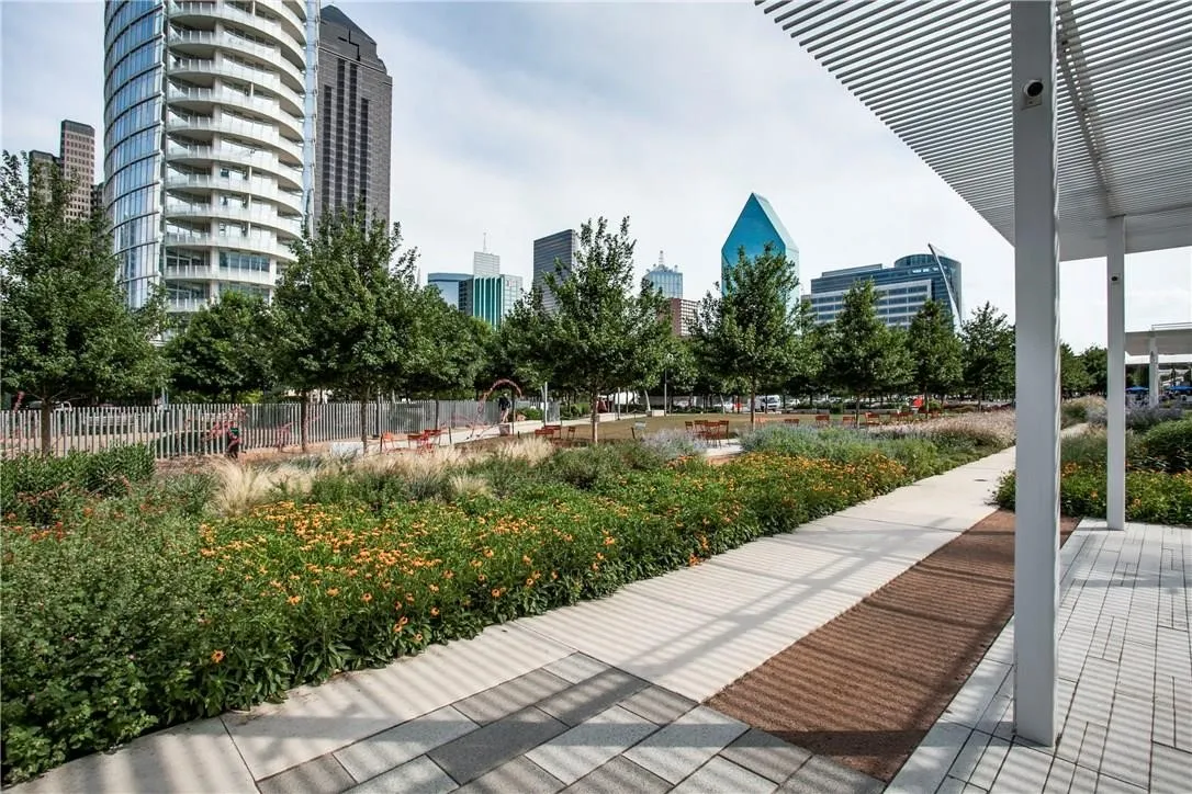 Klyde Warren Park