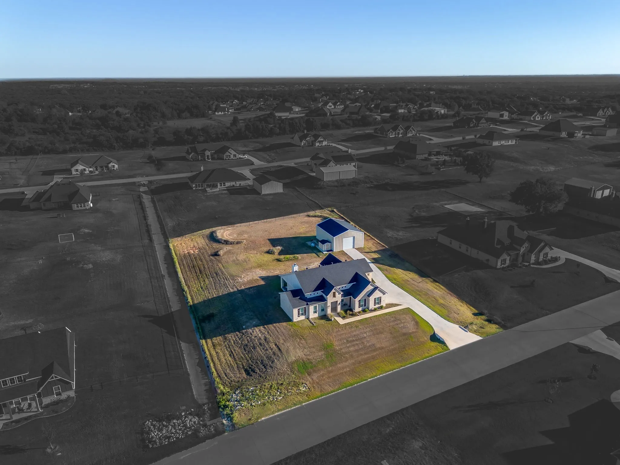 Single Family Residence For Sale in Parker County , 160 Rocky Top Ranch Lane, Reno, Texas 76020, 3 Bedroom, 3 Bathroom, 3 Garage spaces, 2,429 Sqft, built in 2023, mls#21400989, Real Estate Agent in Reno, Homes For Sale in Parker county, Homes For Sale in Reno, Realtor in Reno Texas, Real Estate Brokerage Independent Realty Texas, Luminita Cordes Realtor