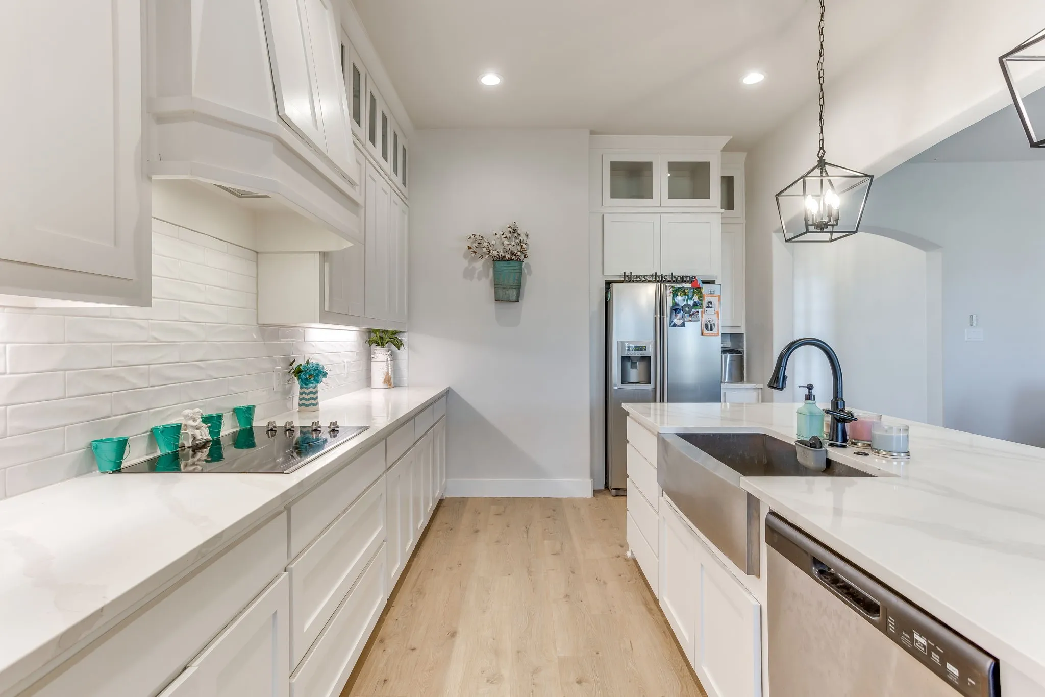 Single Family Residence For Sale in Parker County , 160 Rocky Top Ranch Lane, Reno, Texas 76020, 3 Bedroom, 3 Bathroom, 3 Garage spaces, 2,429 Sqft, built in 2023, mls#21400989, Real Estate Agent in Reno, Homes For Sale in Parker county, Homes For Sale in Reno, Realtor in Reno Texas, Real Estate Brokerage Independent Realty Texas, Luminita Cordes Realtor