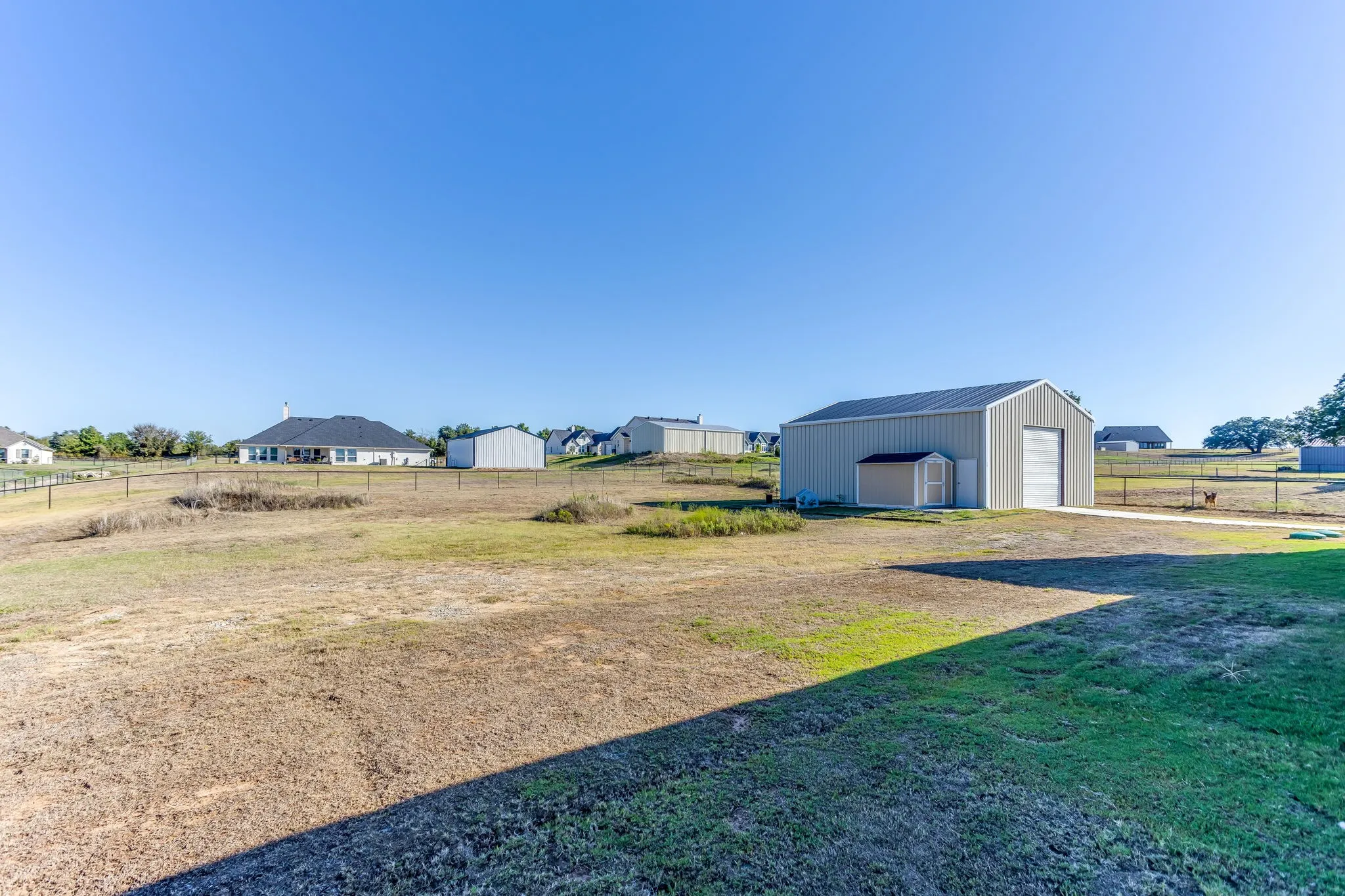 Single Family Residence For Sale in Parker County , 160 Rocky Top Ranch Lane, Reno, Texas 76020, 3 Bedroom, 3 Bathroom, 3 Garage spaces, 2,429 Sqft, built in 2023, mls#21400989, Real Estate Agent in Reno, Homes For Sale in Parker county, Homes For Sale in Reno, Realtor in Reno Texas, Real Estate Brokerage Independent Realty Texas, Luminita Cordes Realtor
