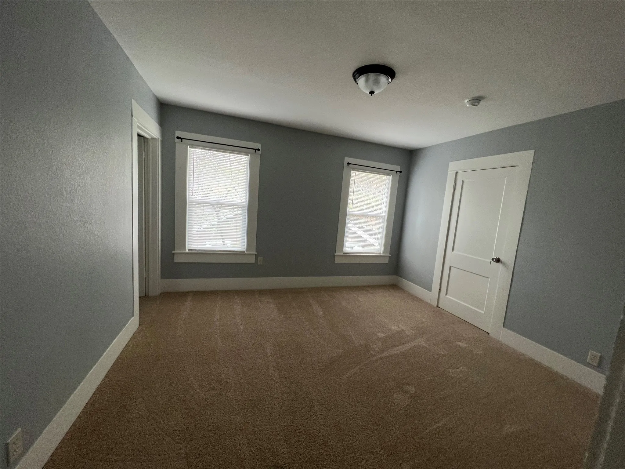 Single Family Residence For Sale in Navarro County , 1505 W Park Avenue, Corsicana, Texas 75110, 4 Bedroom, 2 Bathroom, Garage spaces, 2,448 Sqft, built in 1940, mls#21402734, Real Estate Agent in Corsicana, Homes For Sale in Navarro county, Homes For Sale in Corsicana, Realtor in Corsicana Texas, Real Estate Brokerage Independent Realty Texas, Luminita Cordes Realtor