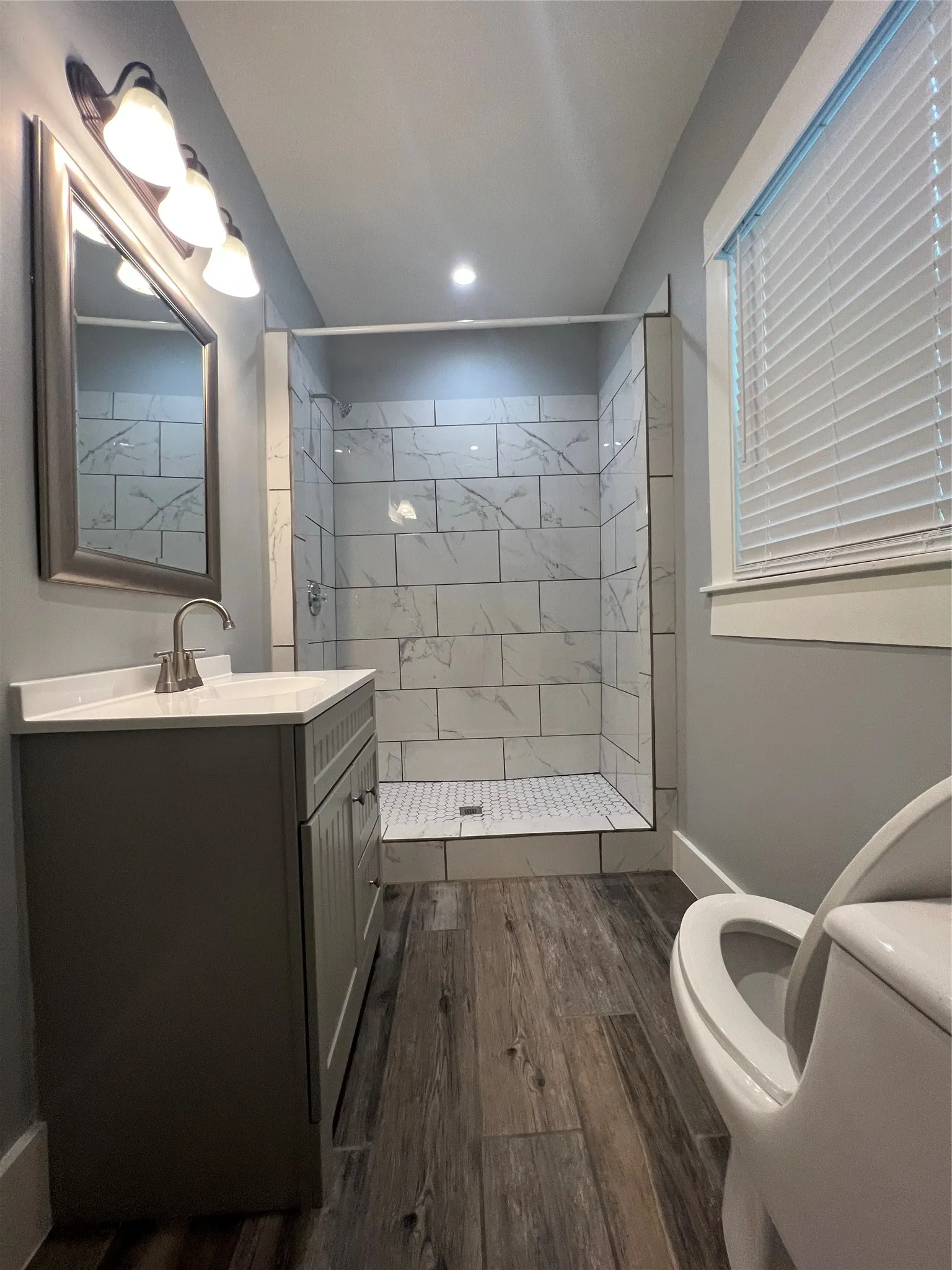 Single Family Residence For Sale in Navarro County , 1505 W Park Avenue, Corsicana, Texas 75110, 4 Bedroom, 2 Bathroom, Garage spaces, 2,448 Sqft, built in 1940, mls#21402734, Real Estate Agent in Corsicana, Homes For Sale in Navarro county, Homes For Sale in Corsicana, Realtor in Corsicana Texas, Real Estate Brokerage Independent Realty Texas, Luminita Cordes Realtor