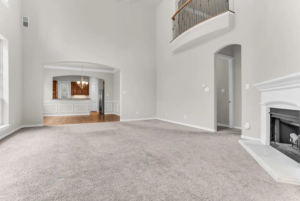 Single Family Residence For Sale in Dallas County , 3351 Garrett Drive, Irving, Texas 75062, 4 Bedroom, 4 Bathroom, 2 Garage spaces, 3,401 Sqft, built in 2003, mls#21402850, Real Estate Agent in Irving, Homes For Sale in Dallas county, Homes For Sale in Irving, Realtor in Irving Texas, Real Estate Brokerage Independent Realty Texas, Luminita Cordes Realtor